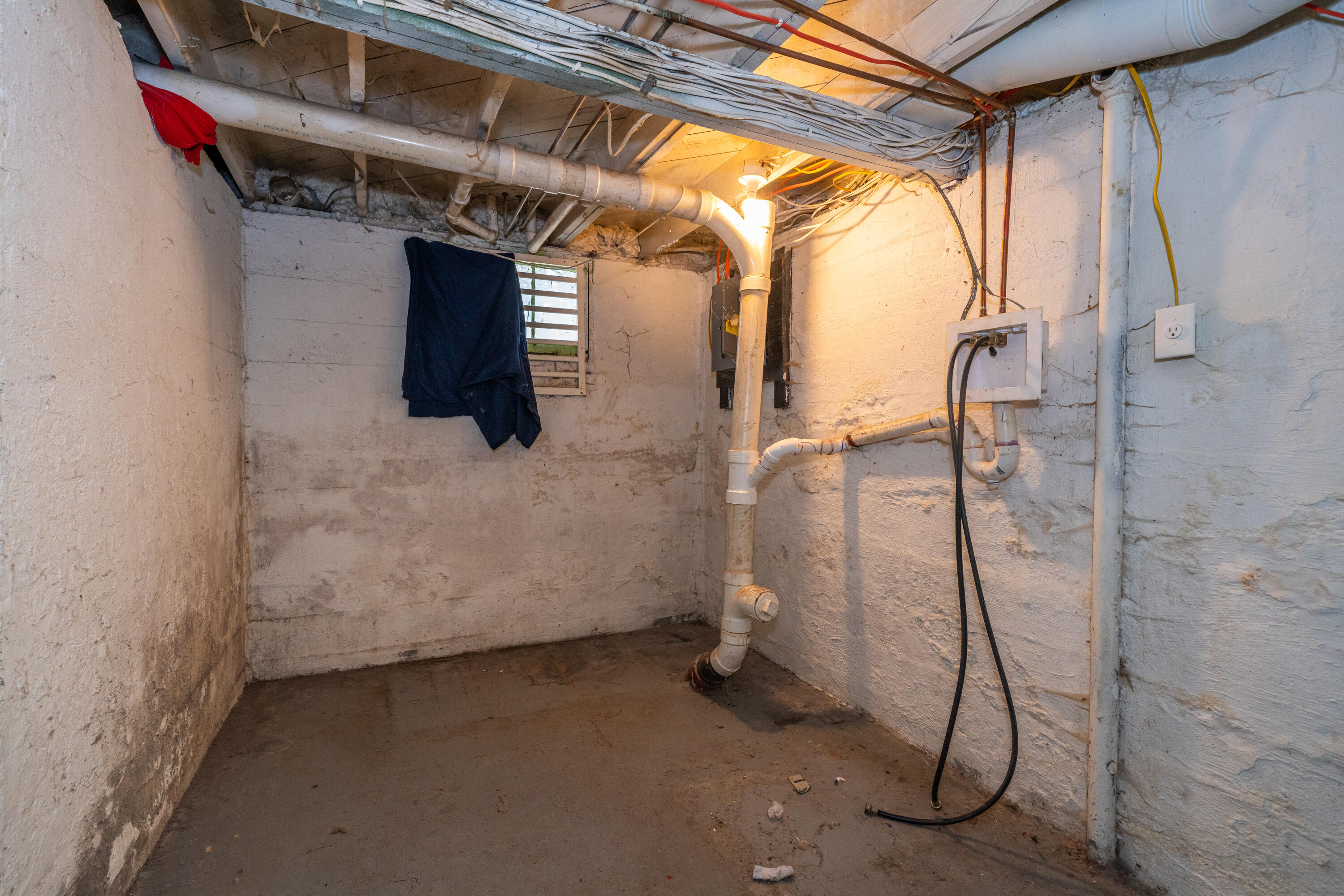 3805 Hoover Avenue, Dayton, Ohio 45402