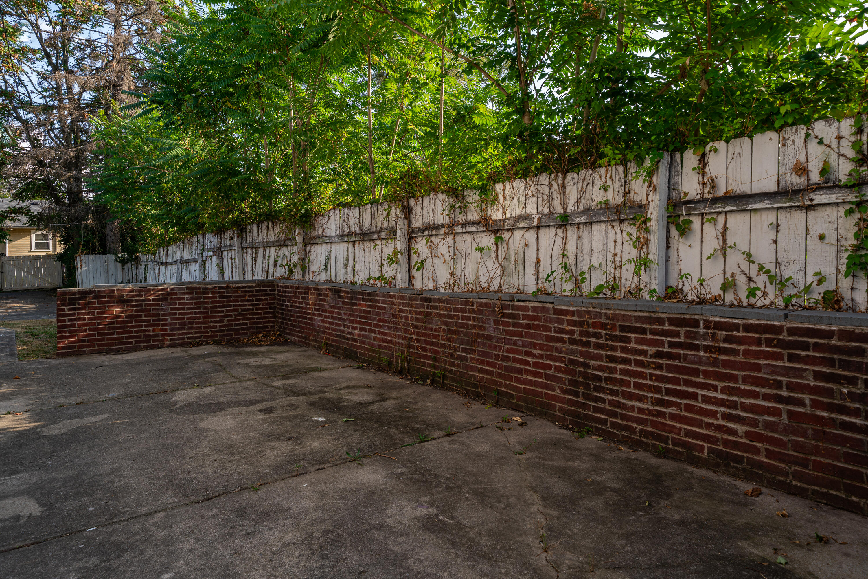 3805 Hoover Avenue, Dayton, Ohio 45402