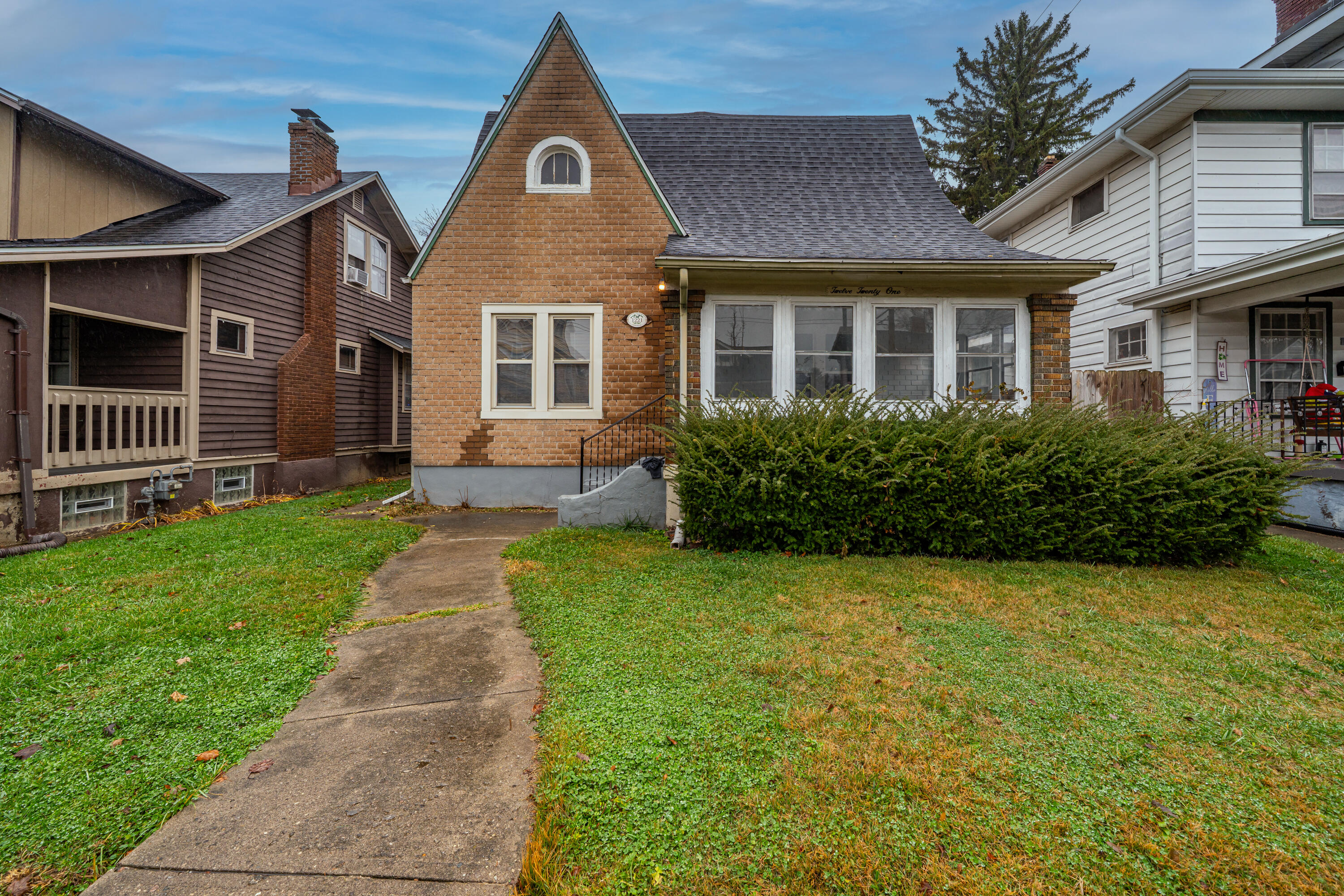 1221 Arbor Avenue, Dayton, Ohio 45420