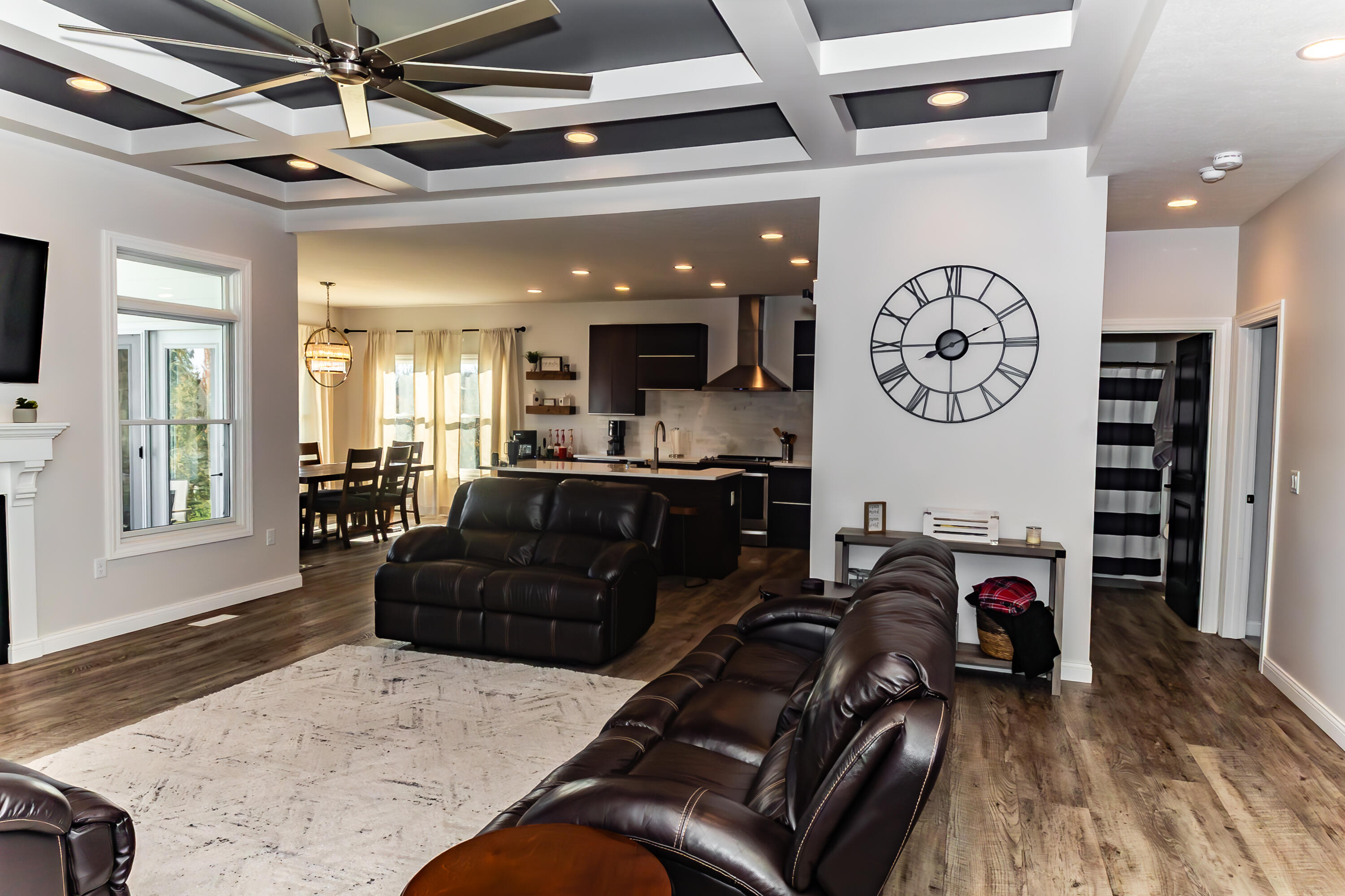 1018 Hunters Ridge Drive, Tipp City, Ohio 45371