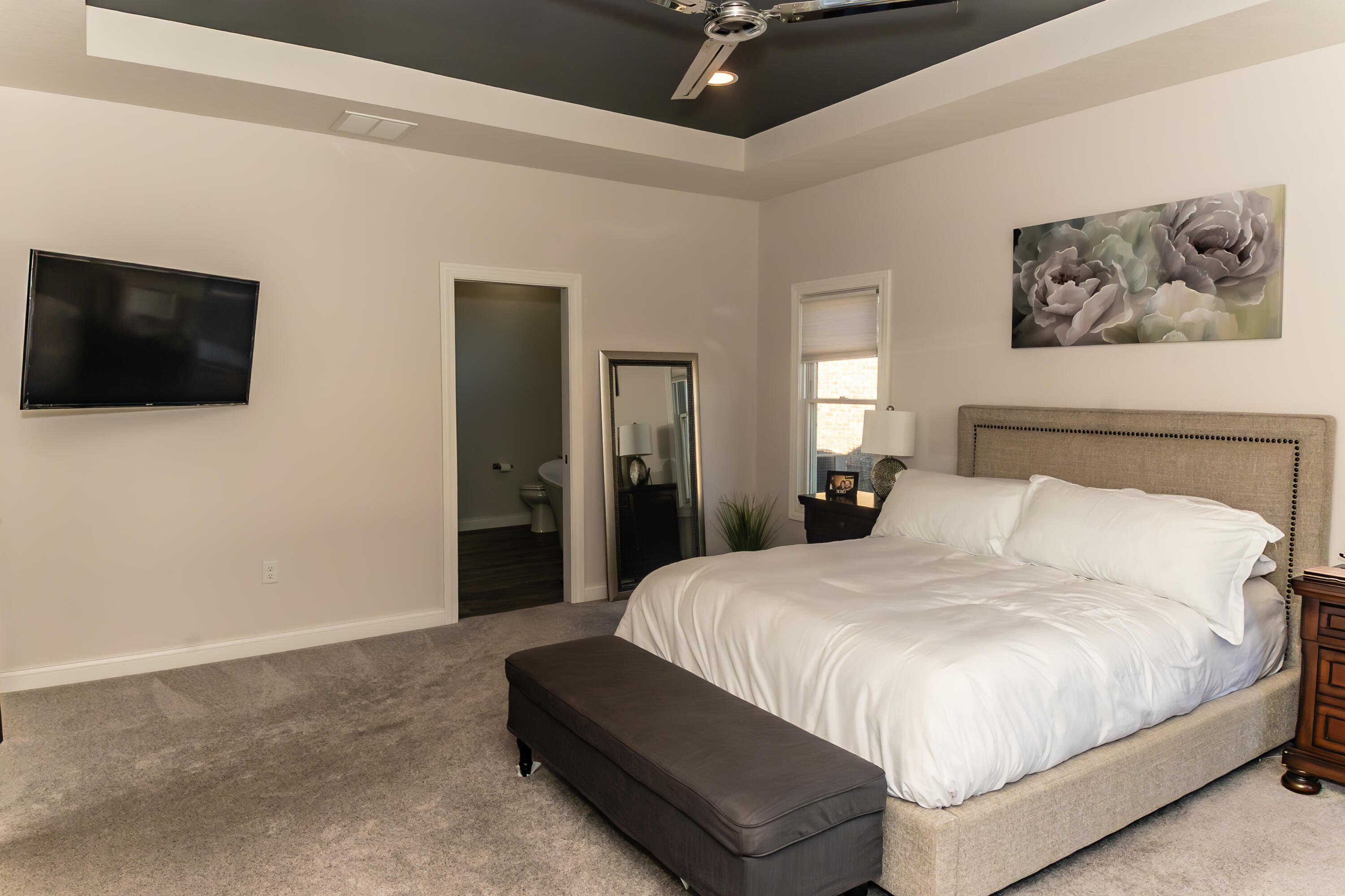 1018 Hunters Ridge Drive, Tipp City, Ohio 45371