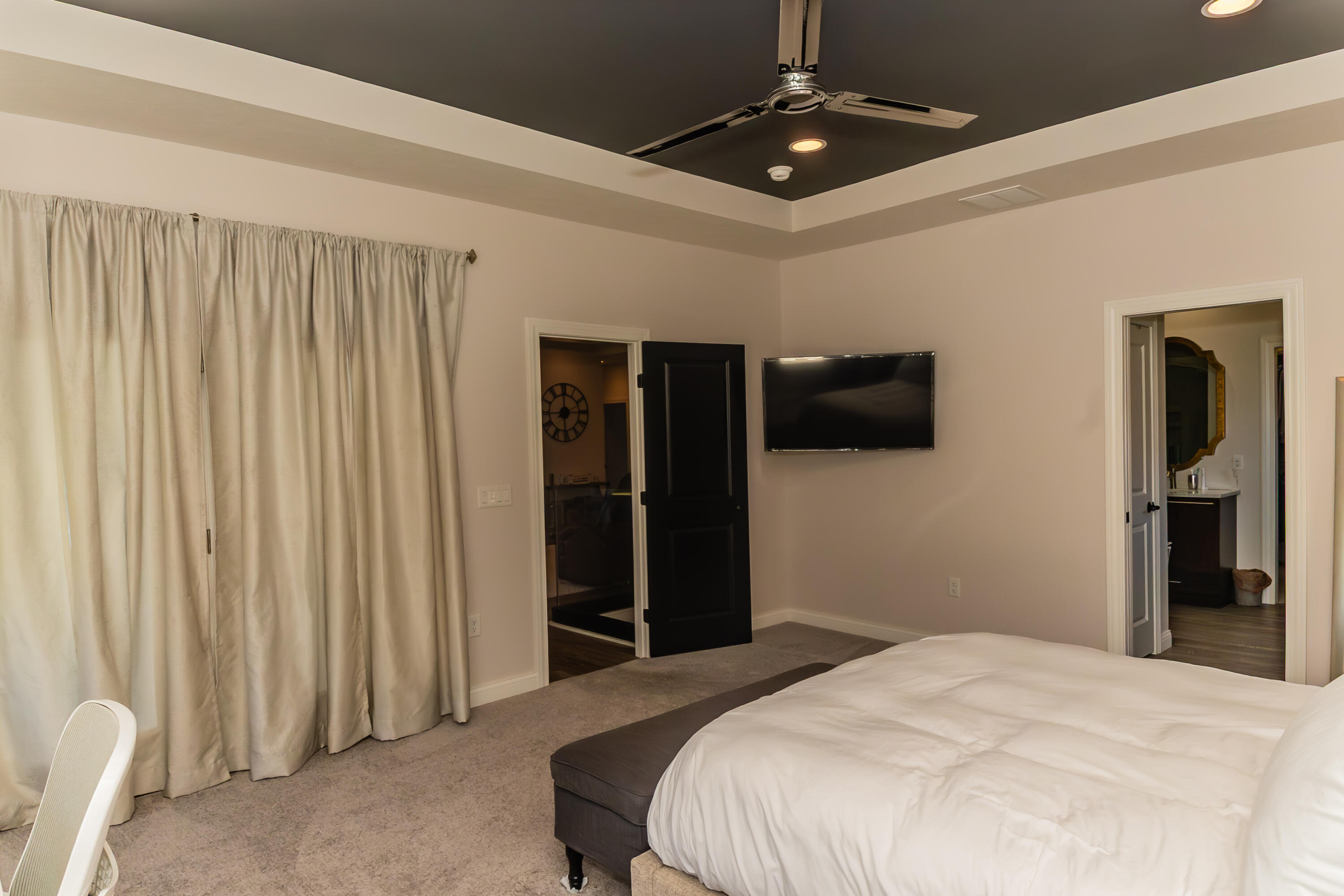 1018 Hunters Ridge Drive, Tipp City, Ohio 45371