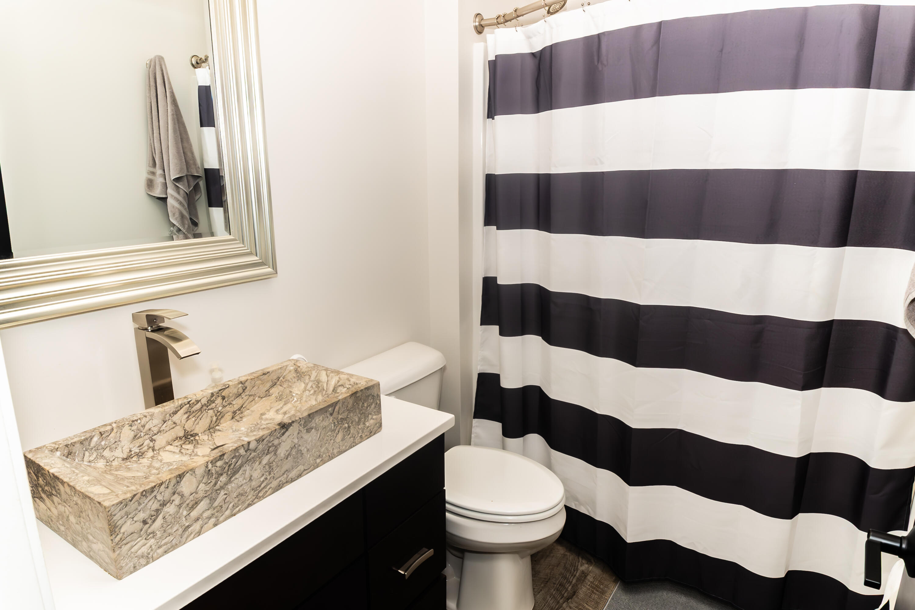 1018 Hunters Ridge Drive, Tipp City, Ohio 45371