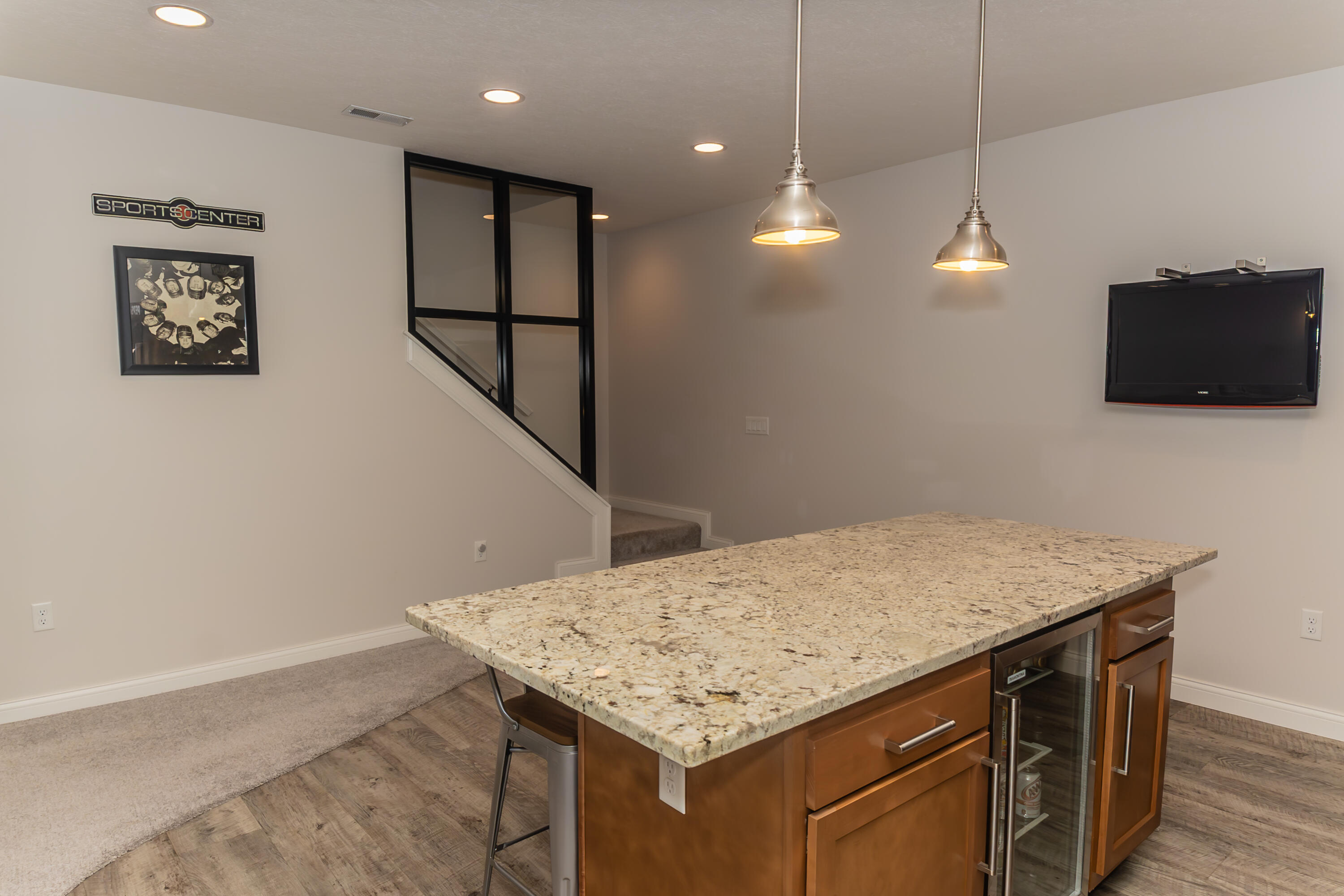 1018 Hunters Ridge Drive, Tipp City, Ohio 45371