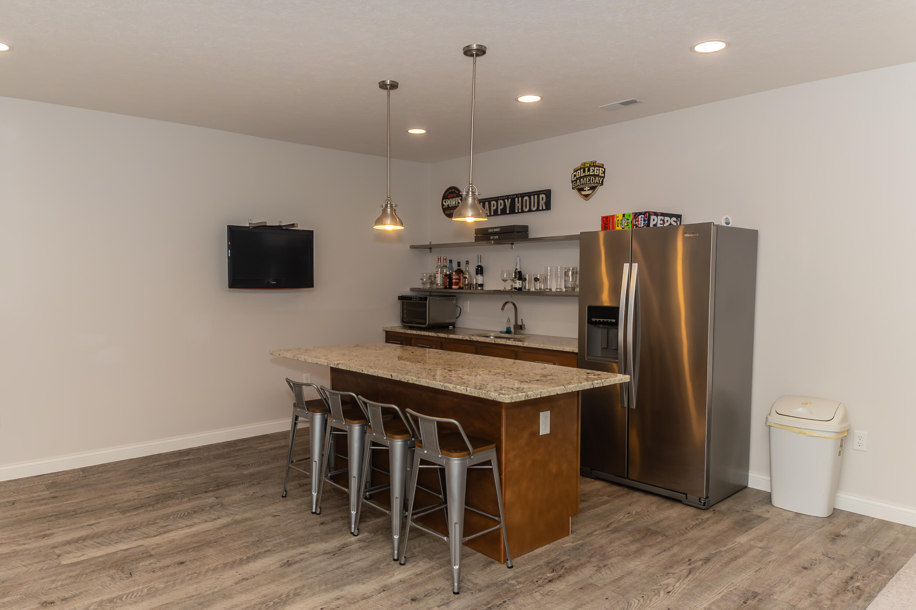 1018 Hunters Ridge Drive, Tipp City, Ohio 45371