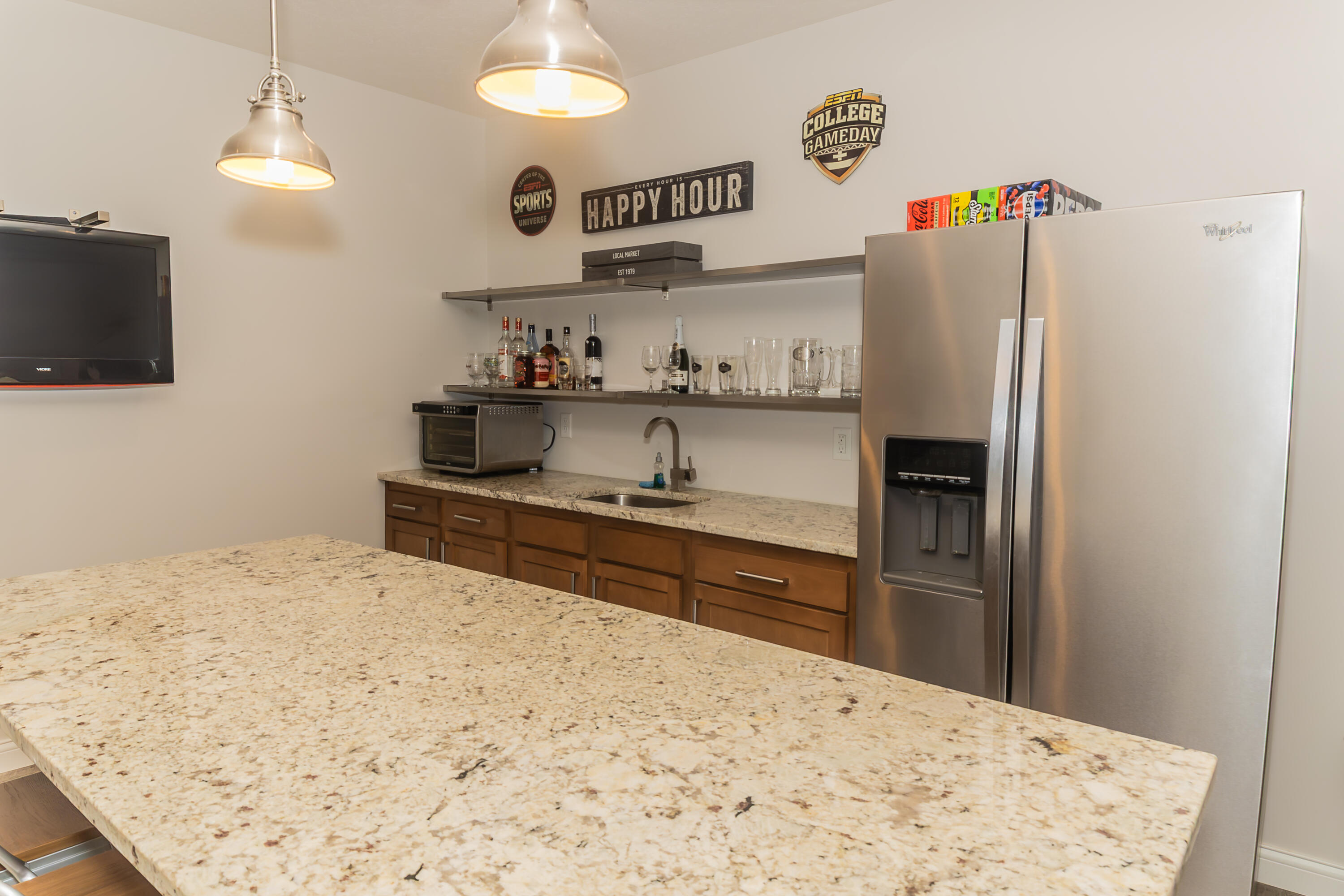 1018 Hunters Ridge Drive, Tipp City, Ohio 45371