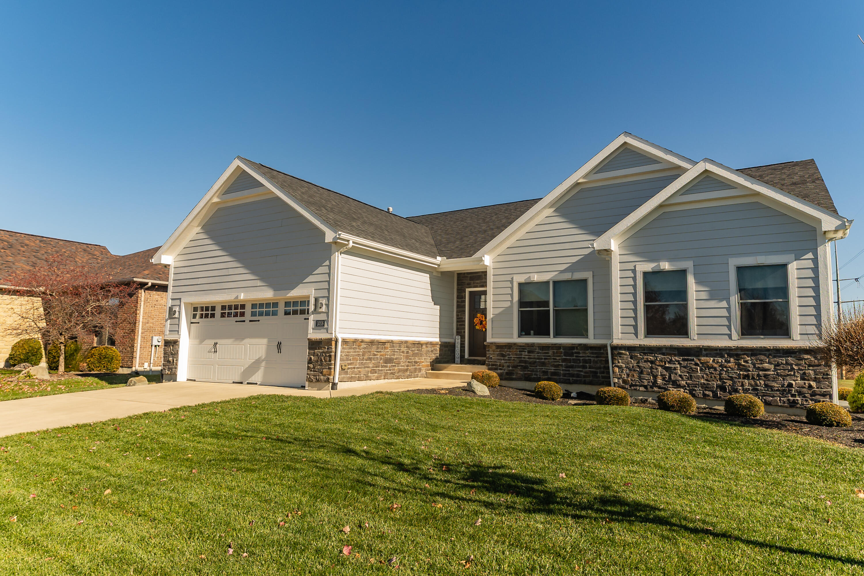 1018 Hunters Ridge Drive, Tipp City, Ohio 45371