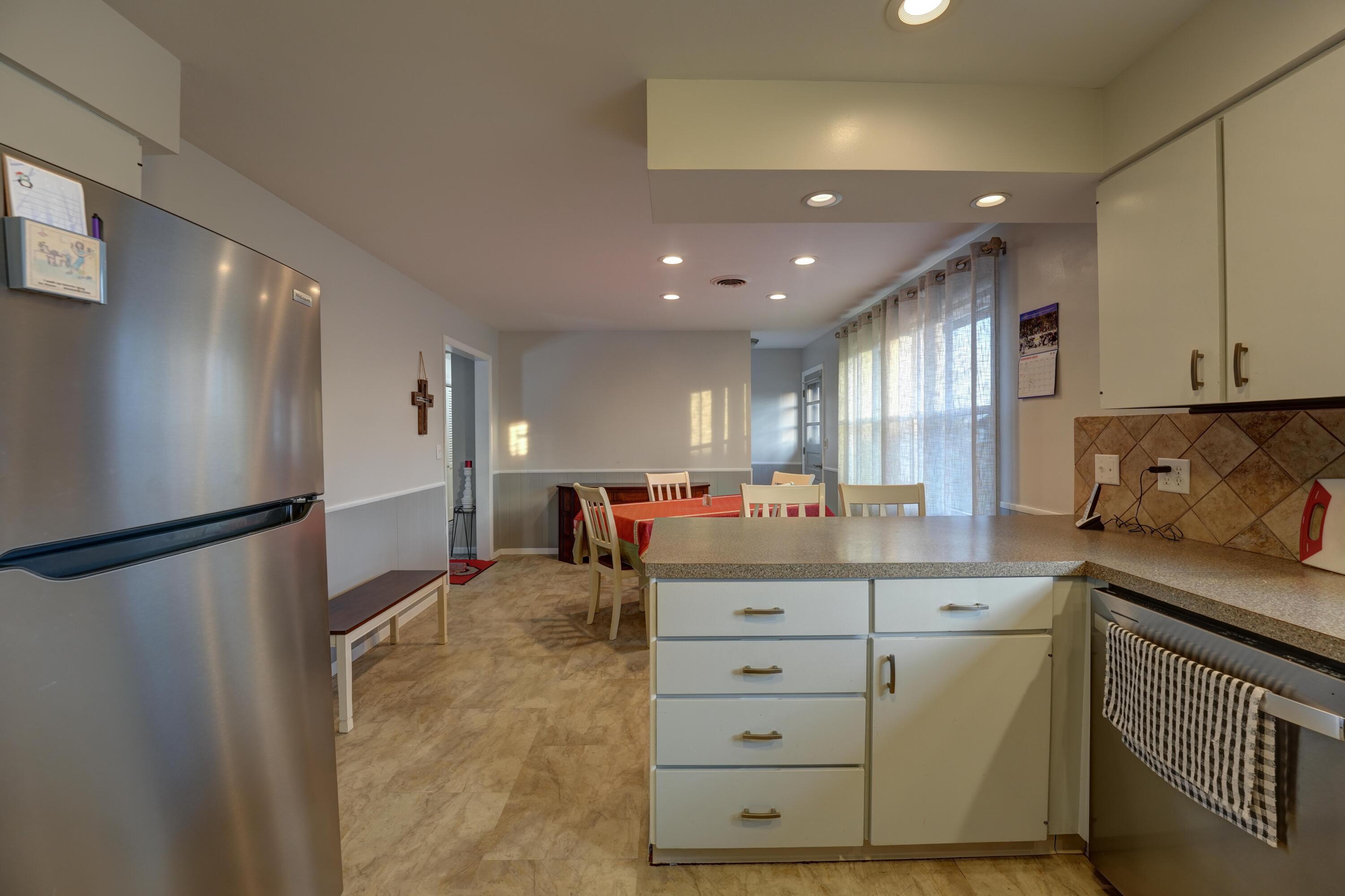 221 Hickory Drive, Greenville, Ohio 45331