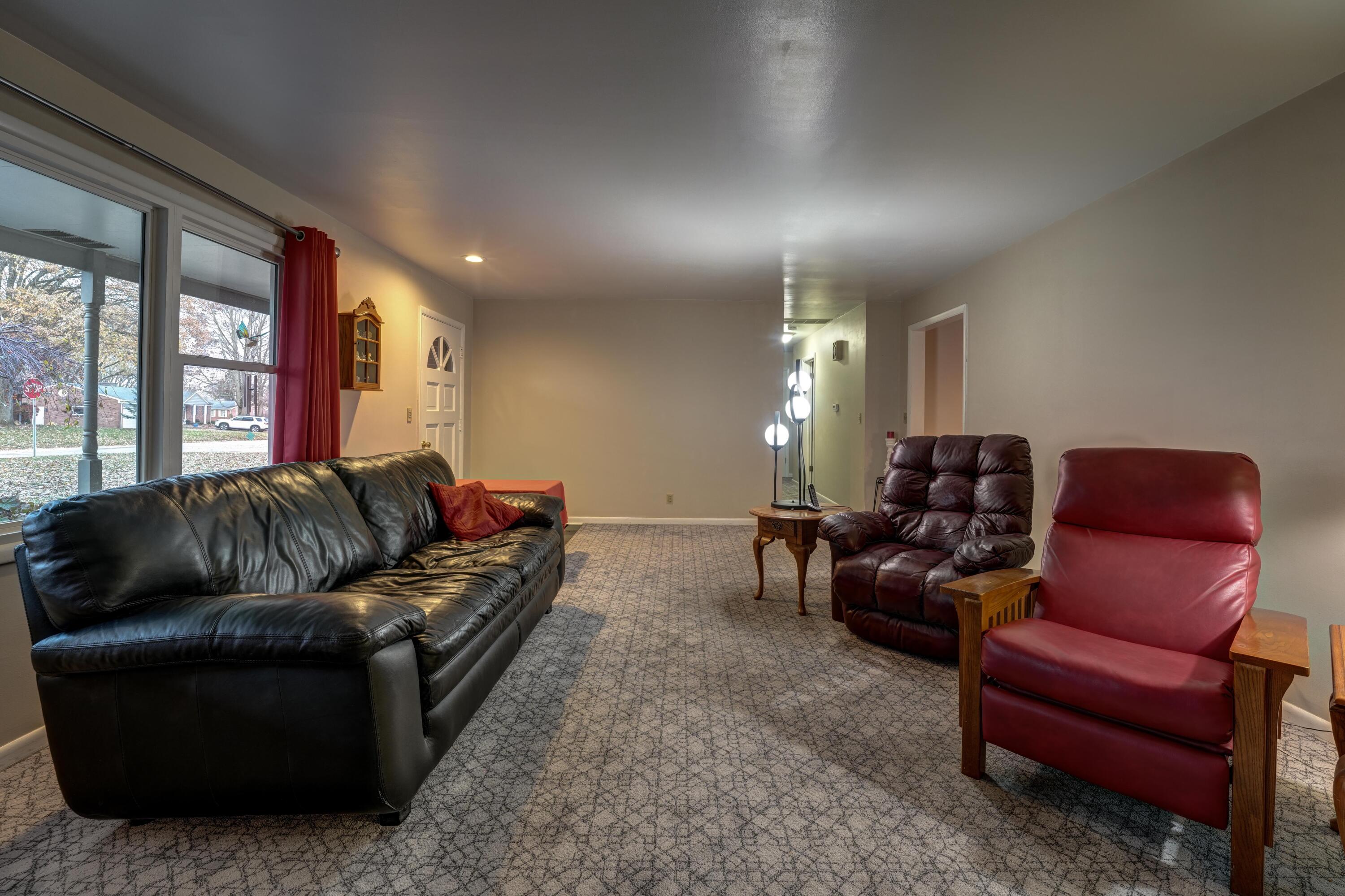 221 Hickory Drive, Greenville, Ohio 45331