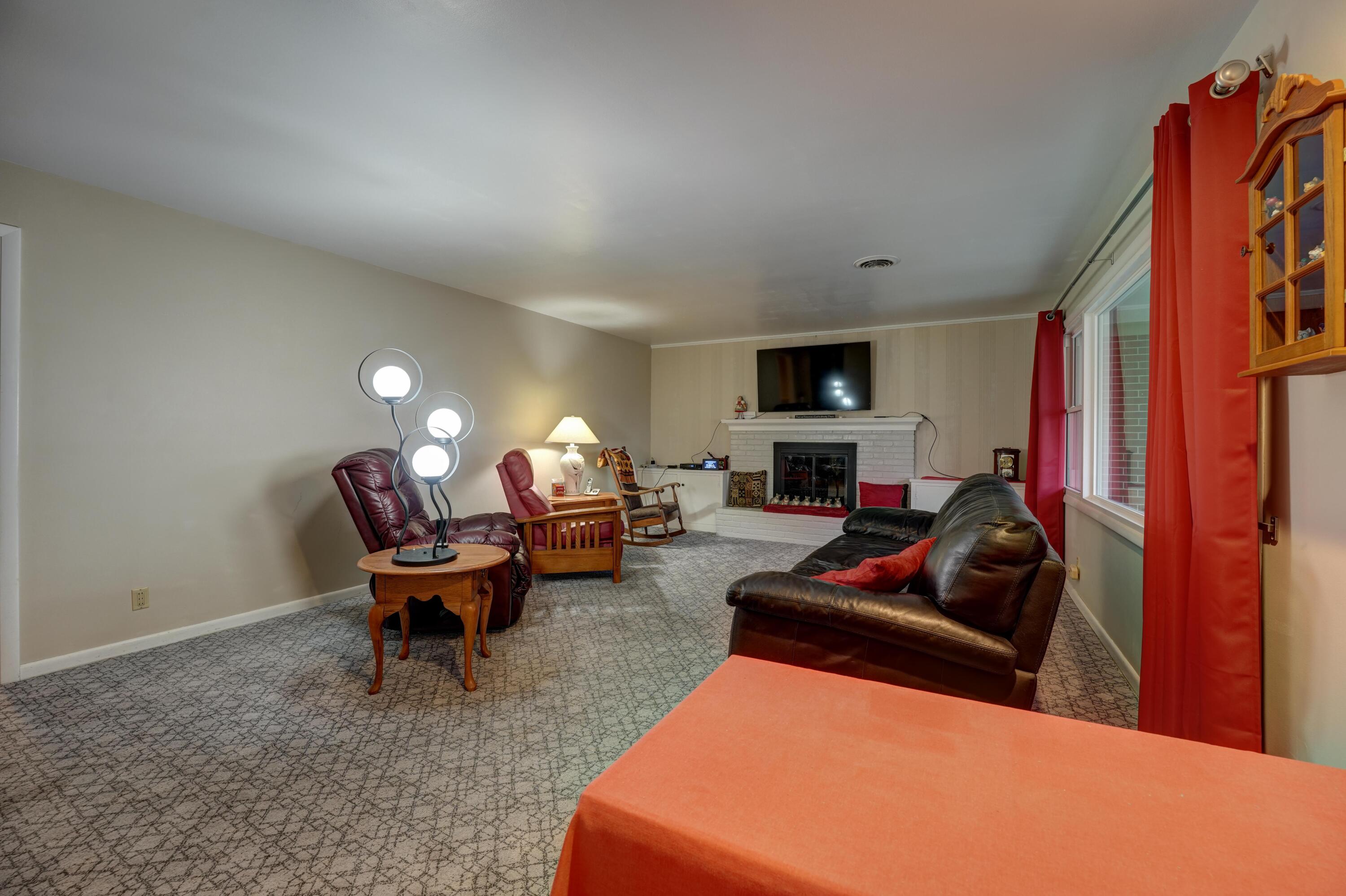 221 Hickory Drive, Greenville, Ohio 45331