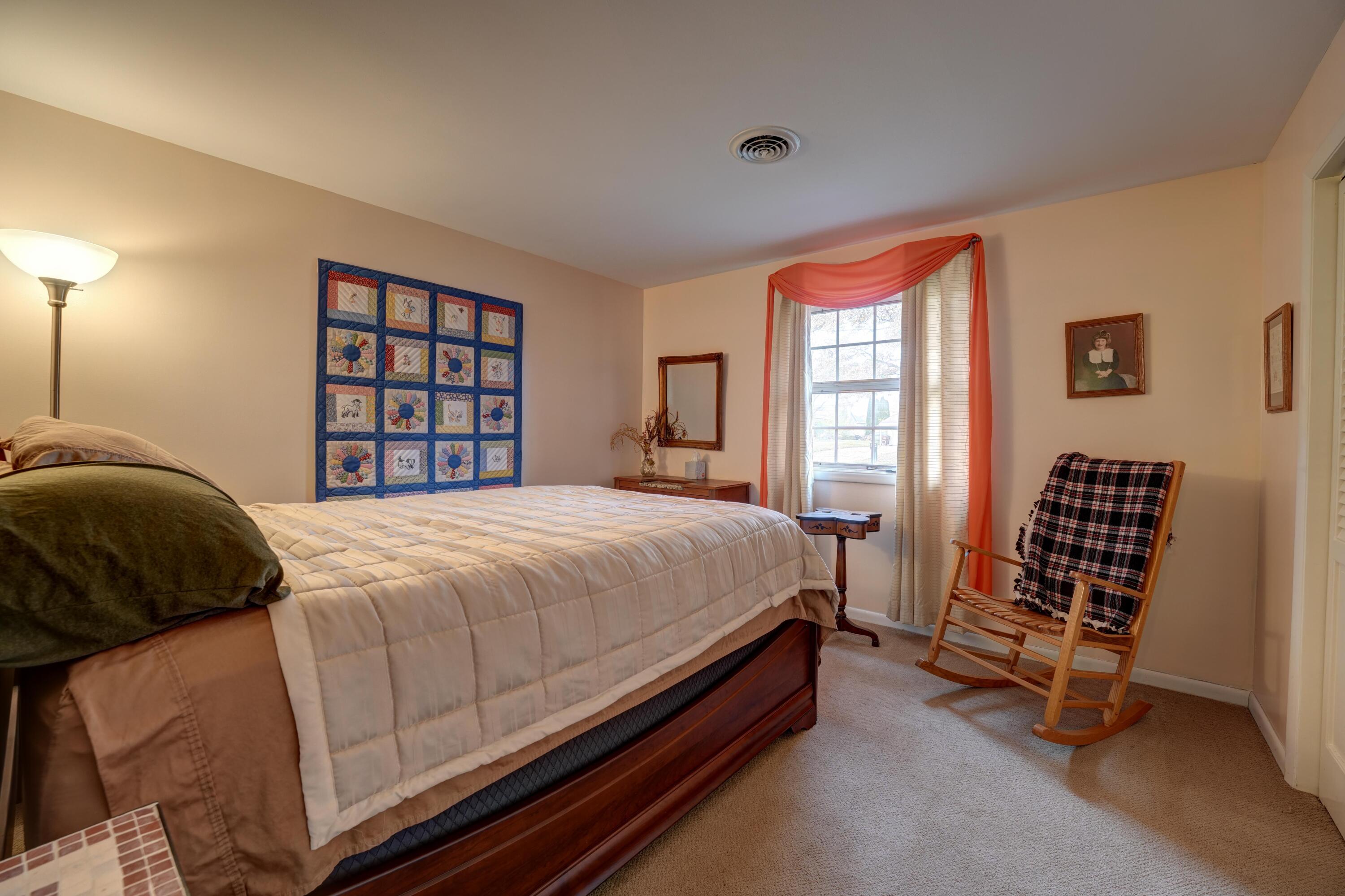 221 Hickory Drive, Greenville, Ohio 45331