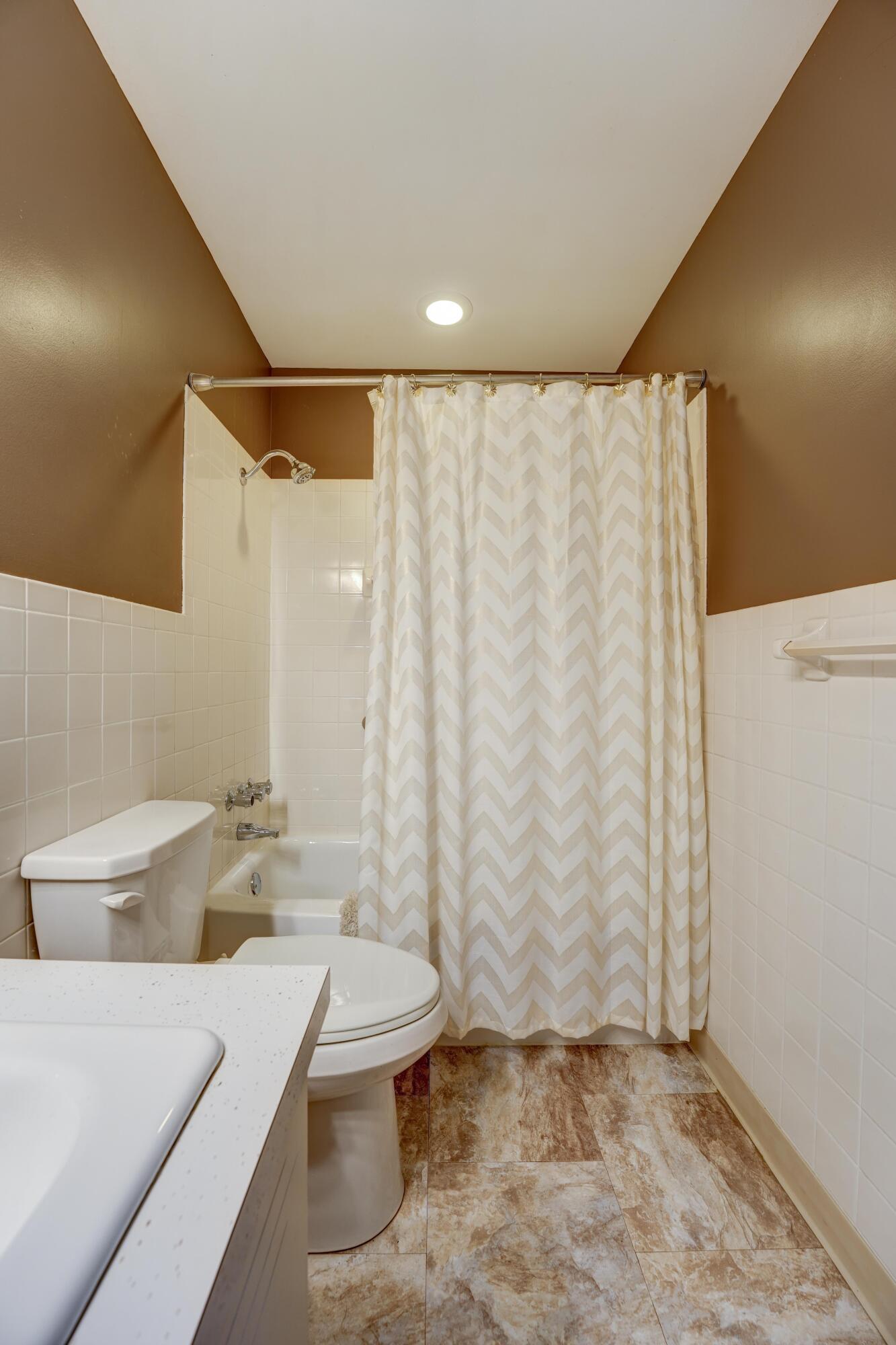 221 Hickory Drive, Greenville, Ohio 45331