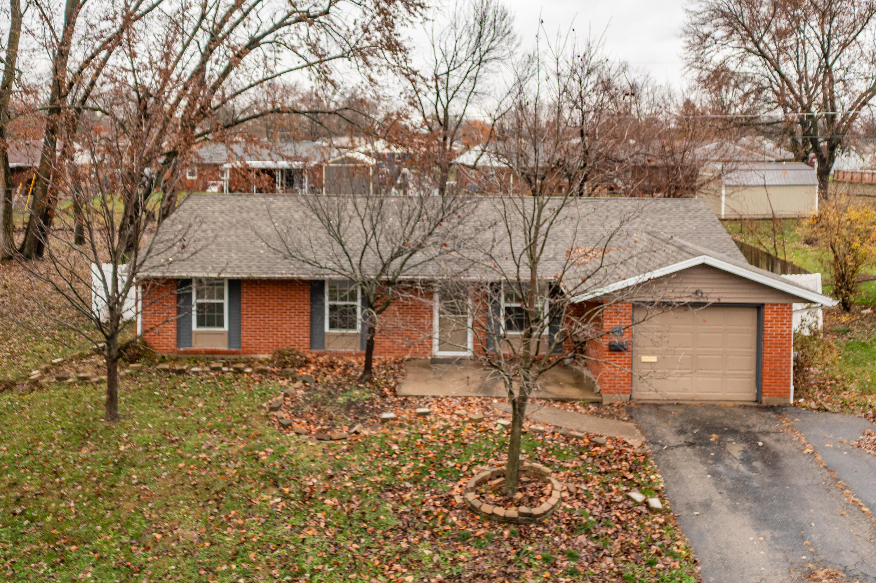 6773 Summerdale Drive, Huber Heights, Ohio 45424