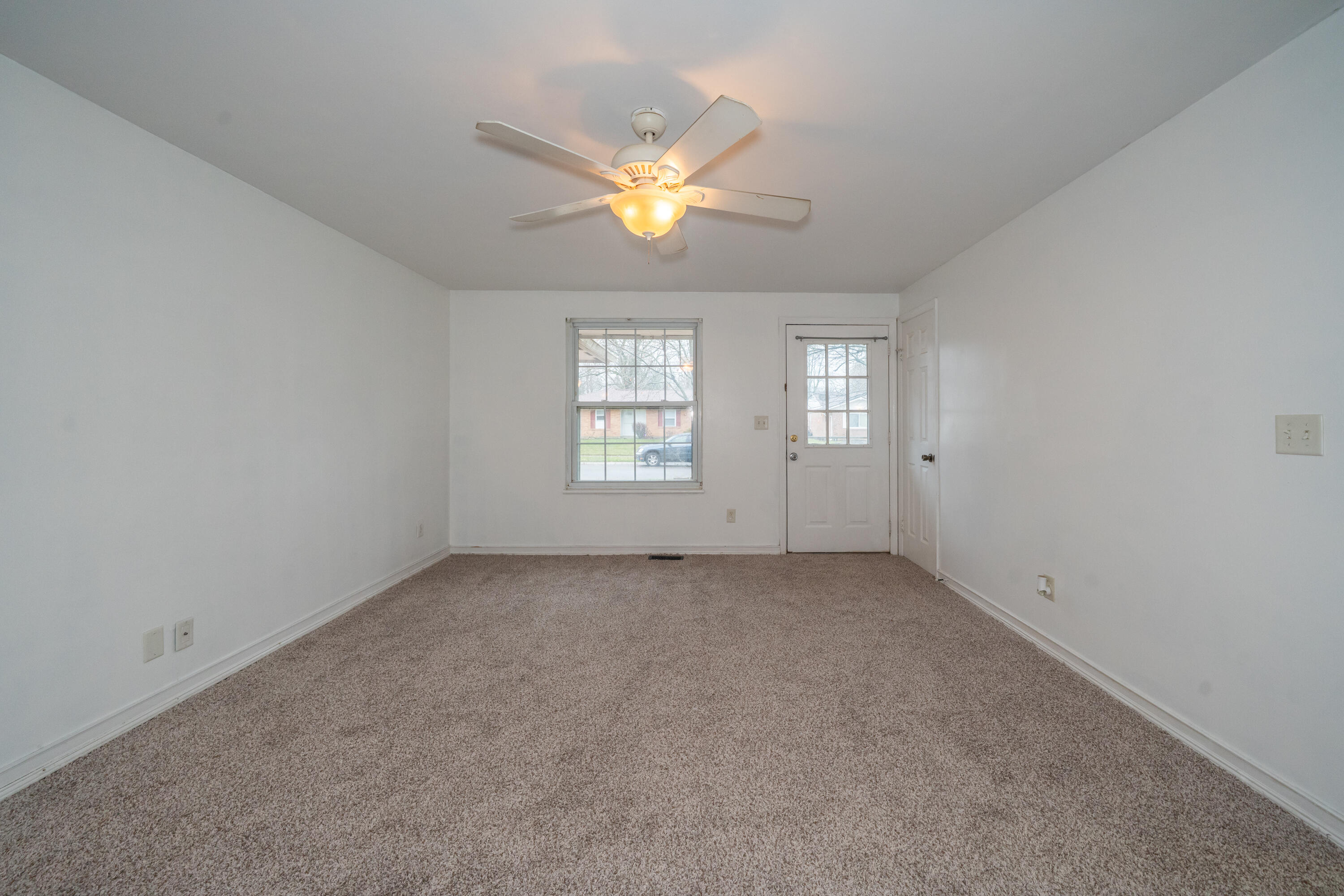 6773 Summerdale Drive, Huber Heights, Ohio 45424