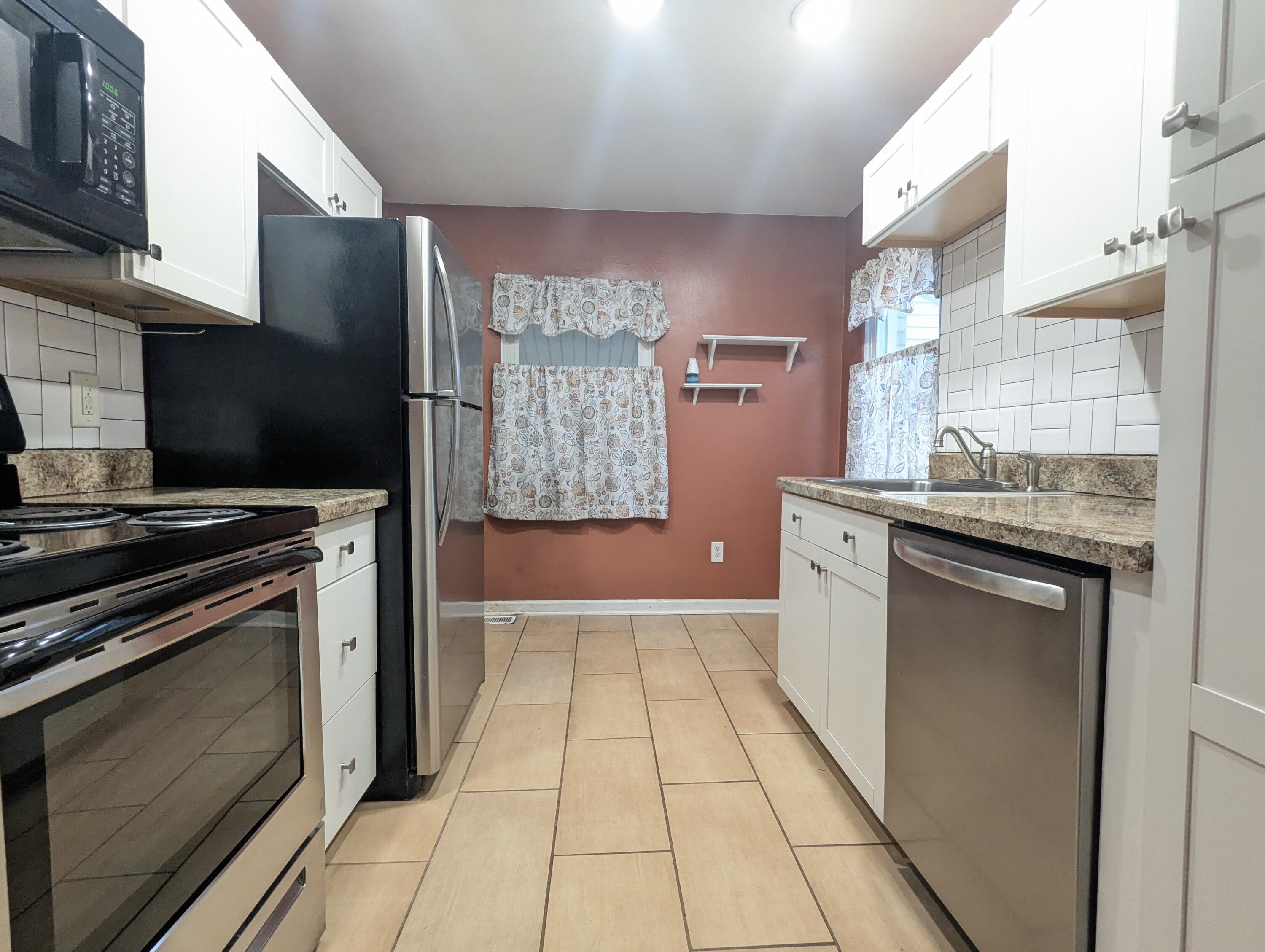 2434 Irwin Avenue, Springfield, Ohio 45505