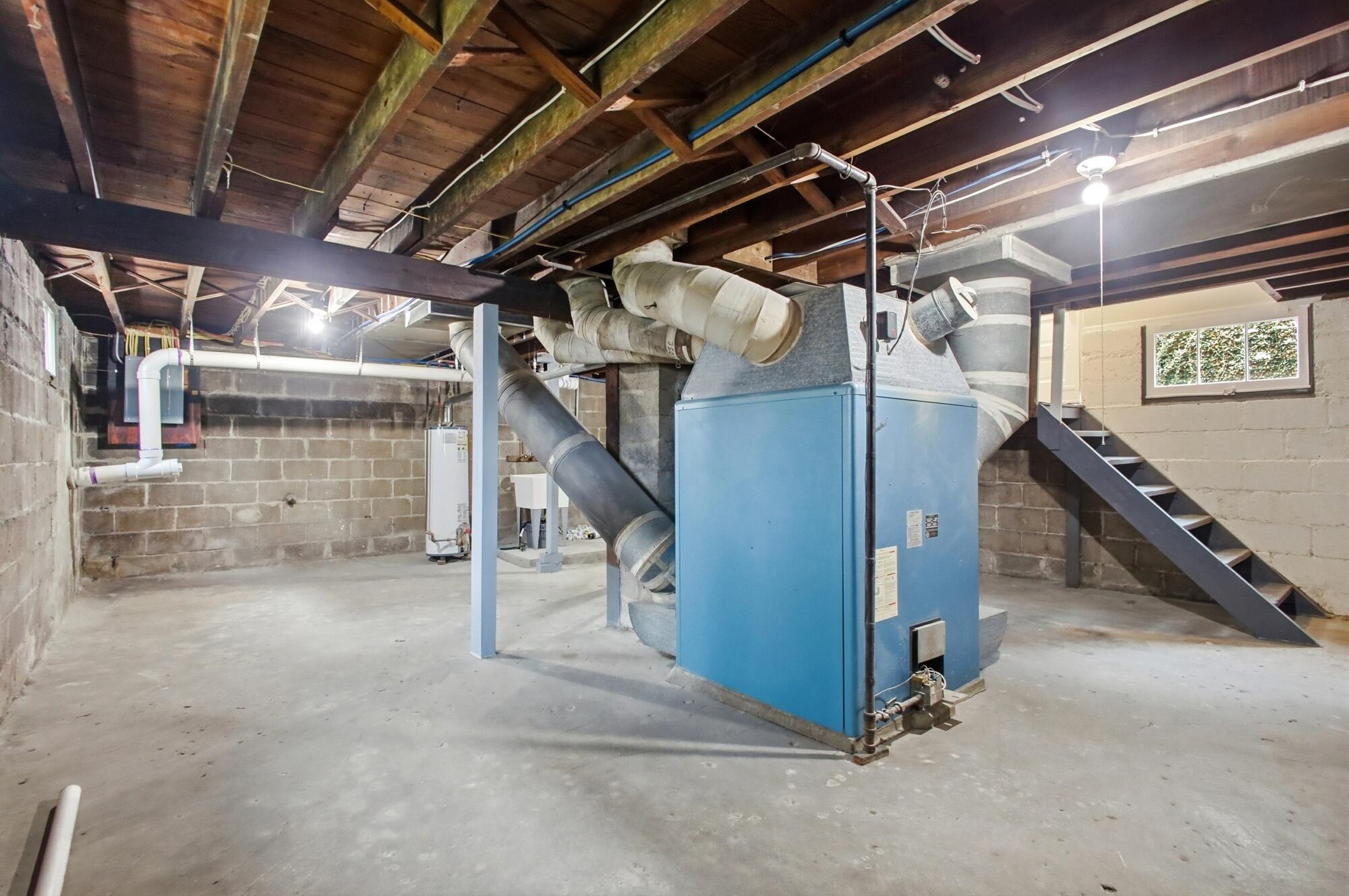 1224 Glenmore Drive, Springfield, Ohio 45503