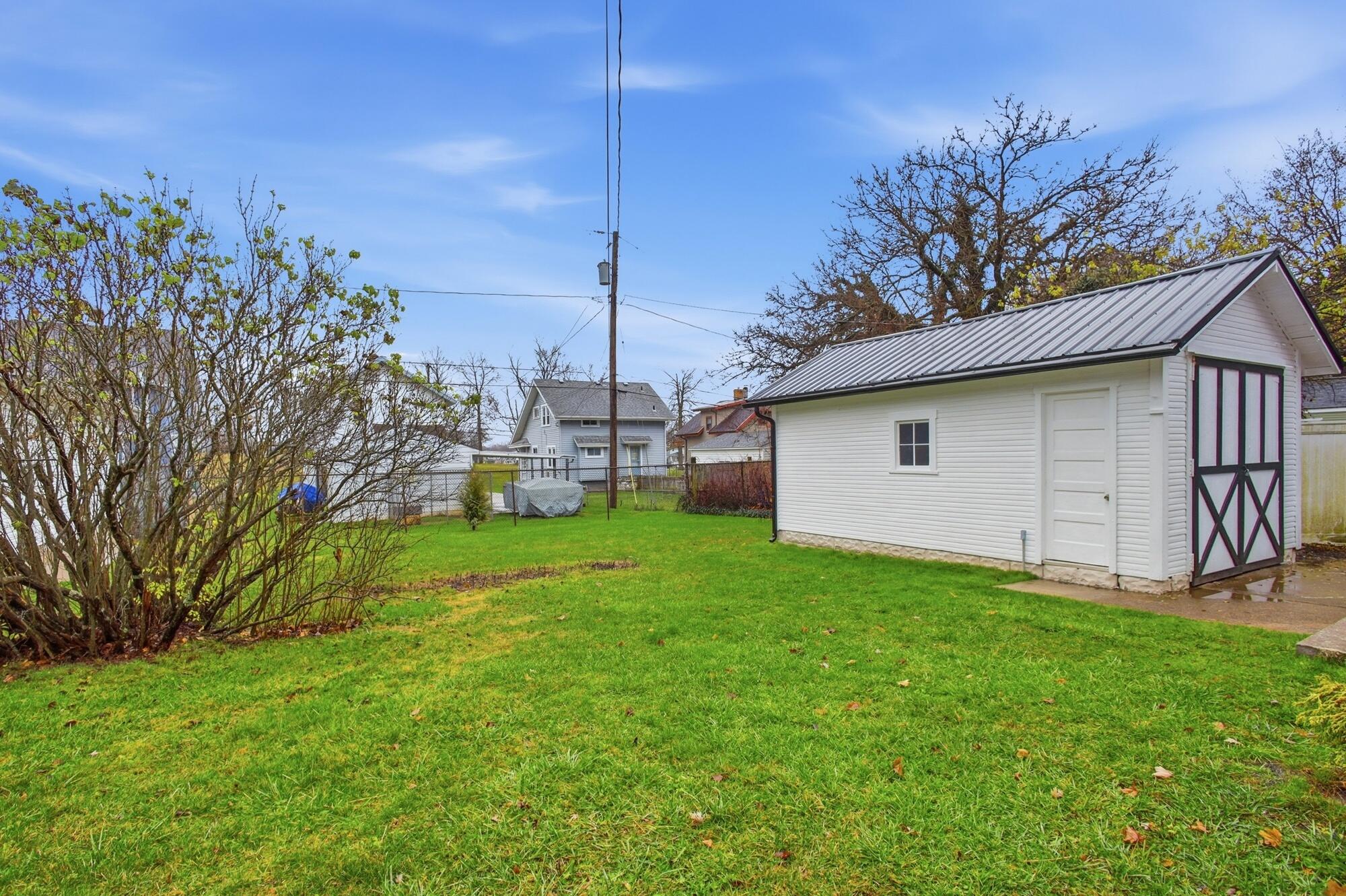 1224 Glenmore Drive, Springfield, Ohio 45503