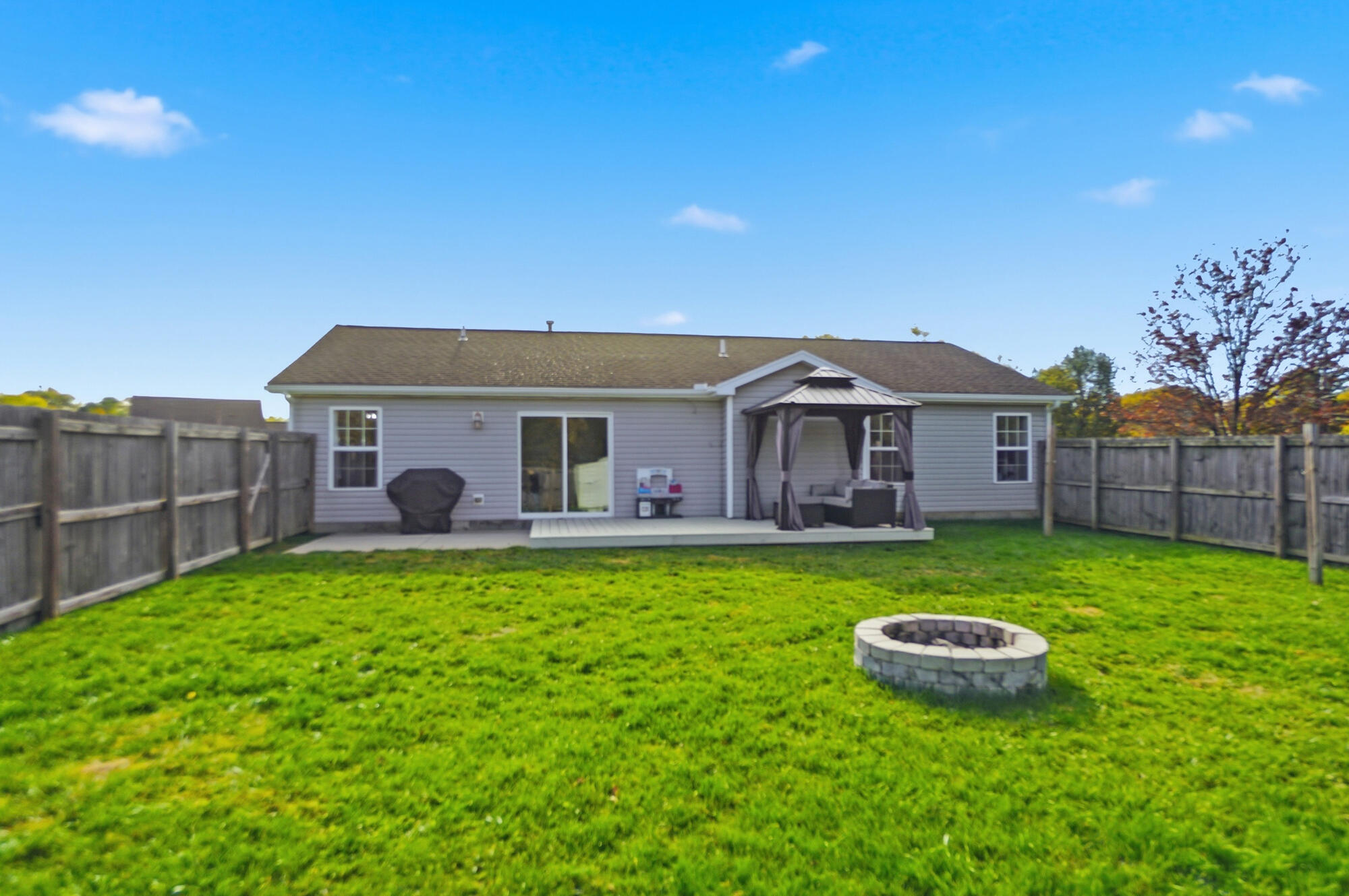 107 Marilyn Way, Brookville, Ohio 45309