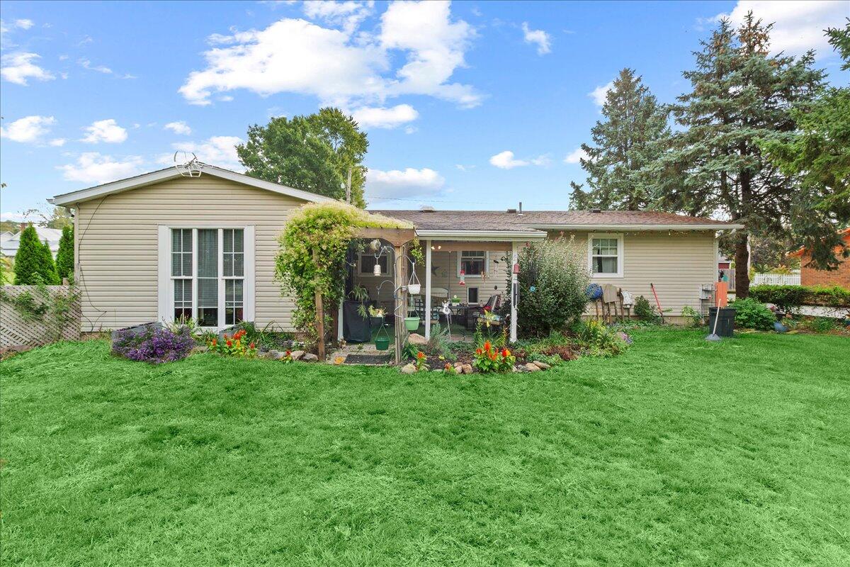 211 Grant Street, Christiansburg, Ohio 45389