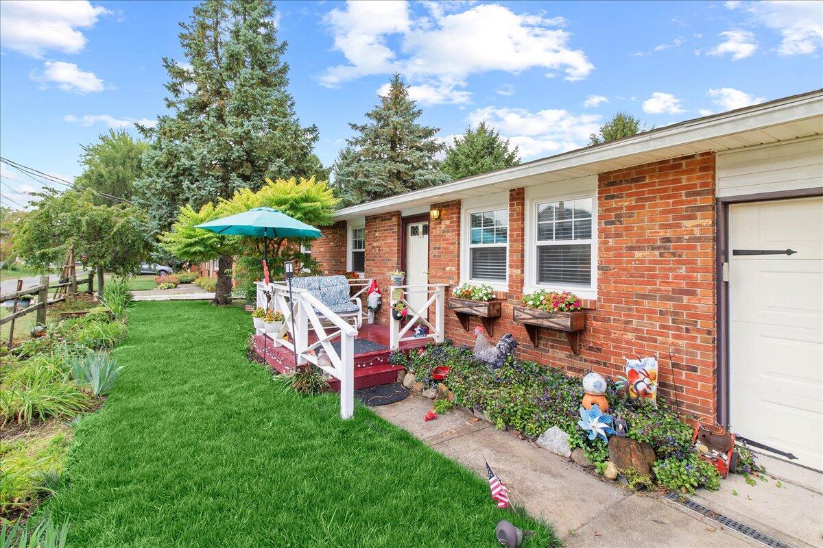 211 Grant Street, Christiansburg, Ohio 45389