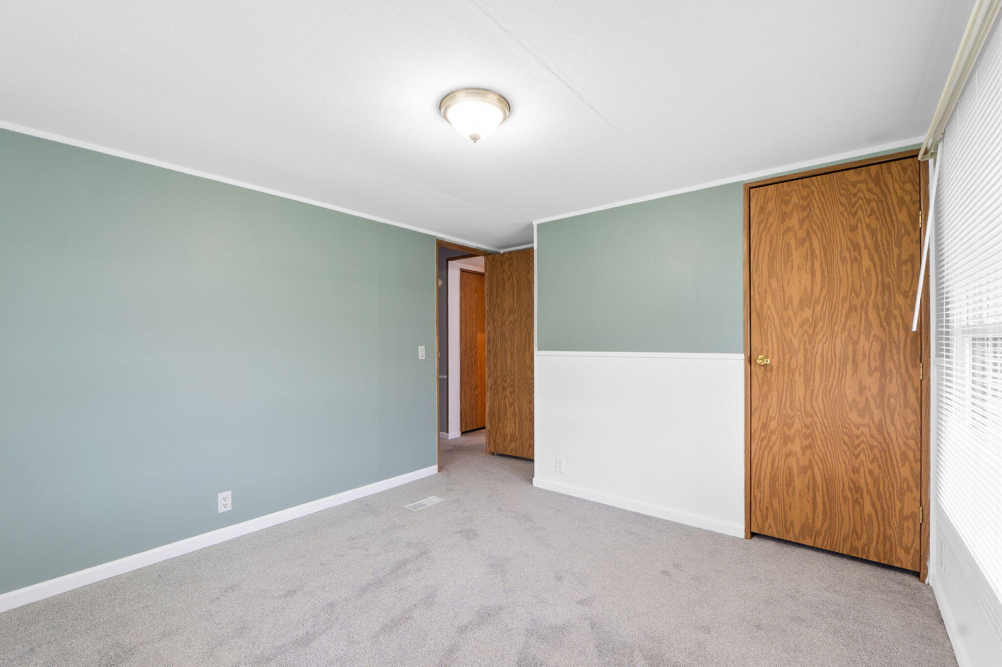 109 South Point Drive, Fairborn, Ohio 45324