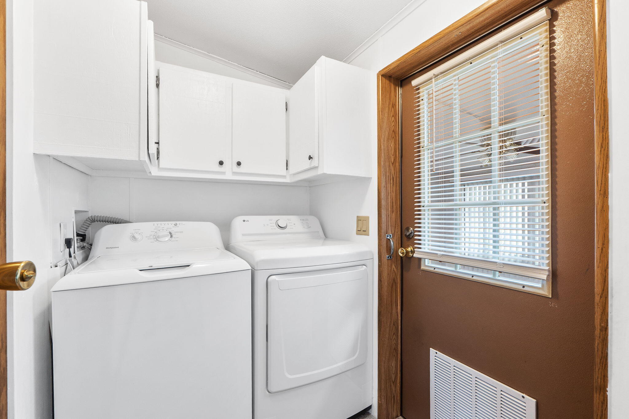 109 South Point Drive, Fairborn, Ohio 45324