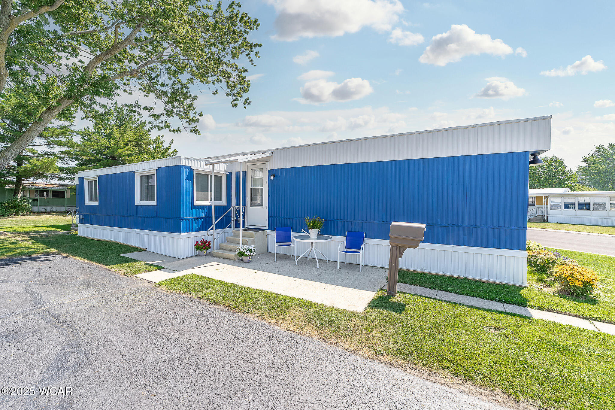 1854 Huntington Drive, Findlay, Ohio