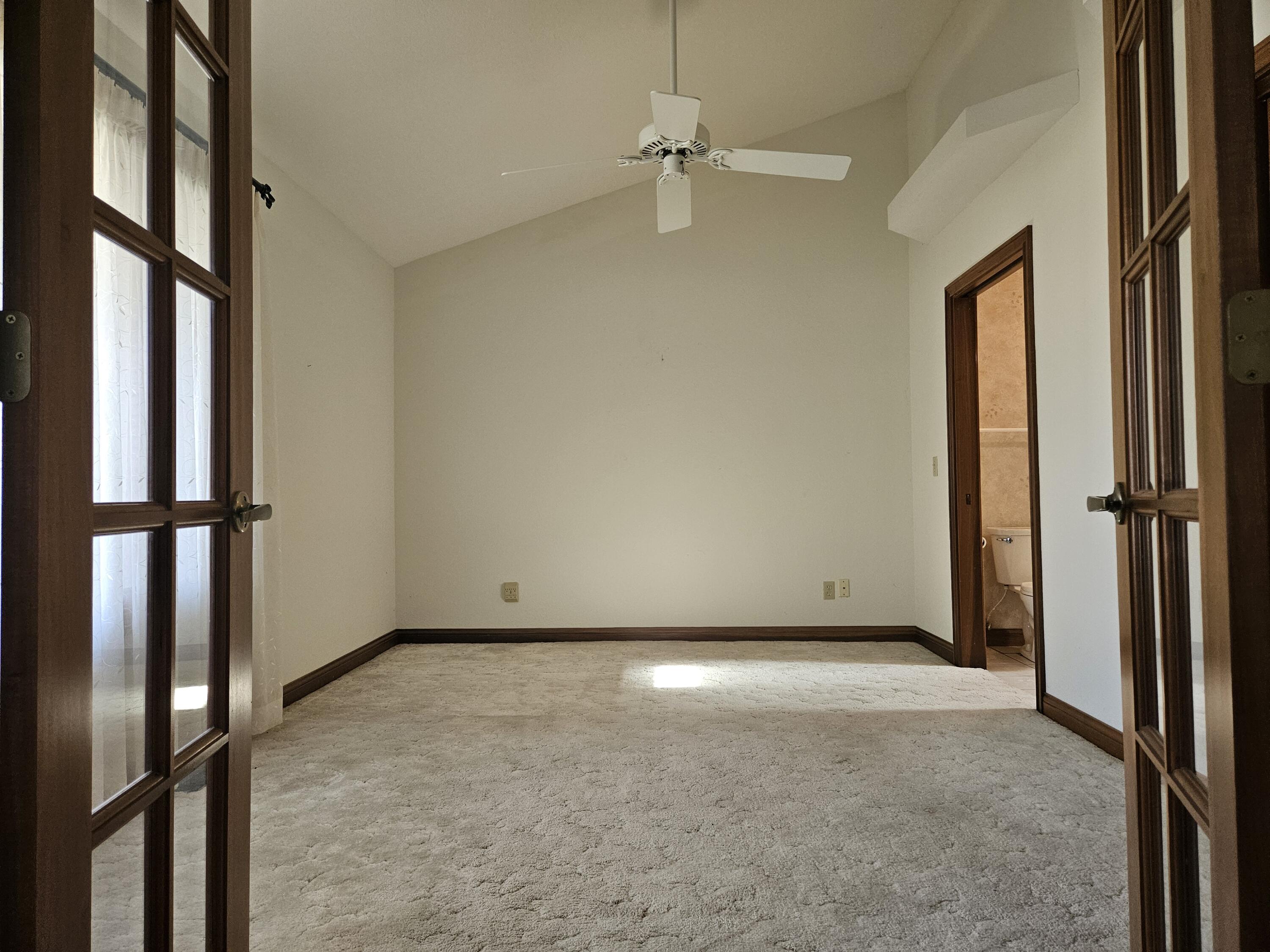 1707 Berwick Drive, Springfield, Ohio 45503