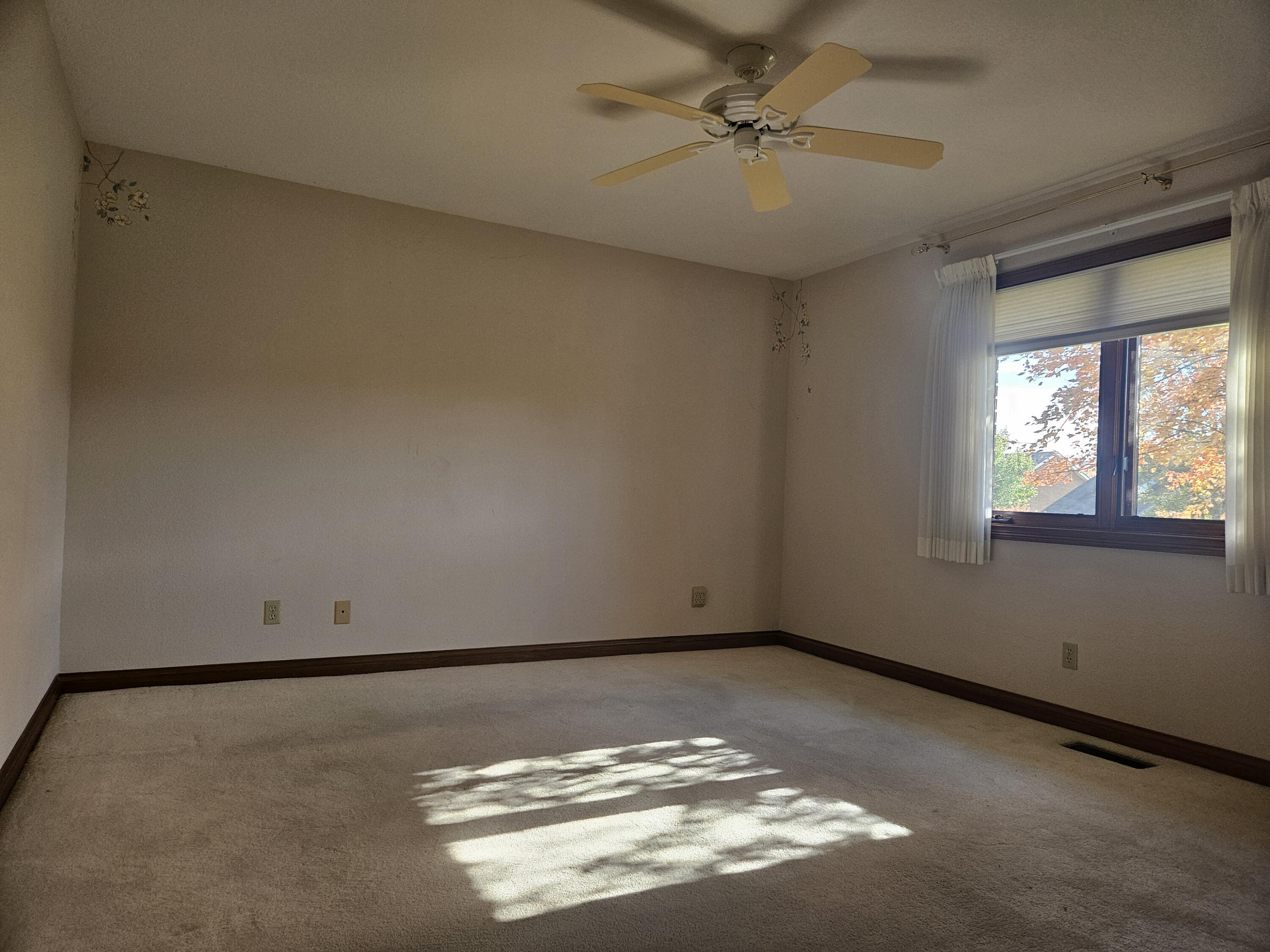 1707 Berwick Drive, Springfield, Ohio 45503