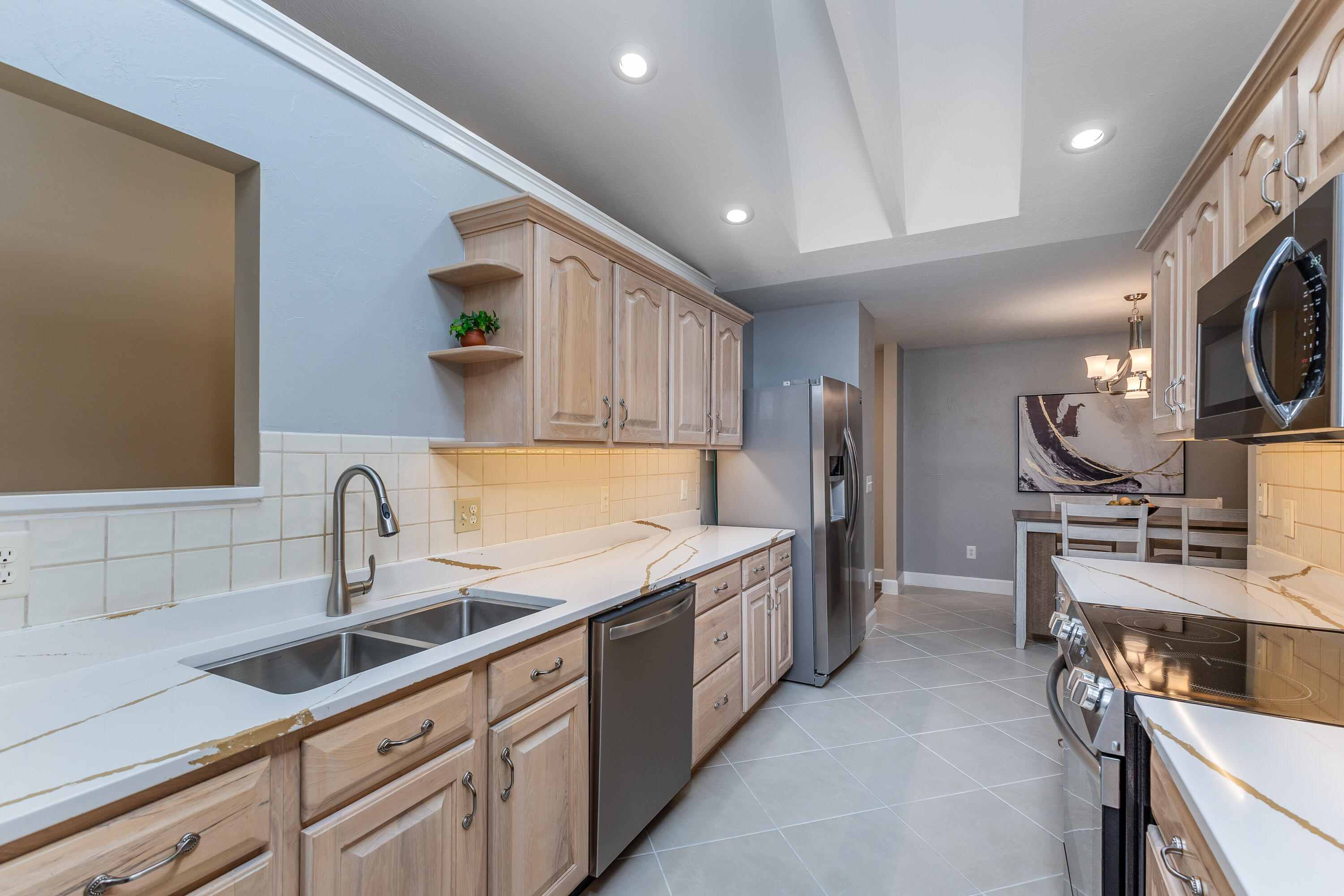 2014 Waterfall Lane, Vandalia, Ohio 45377