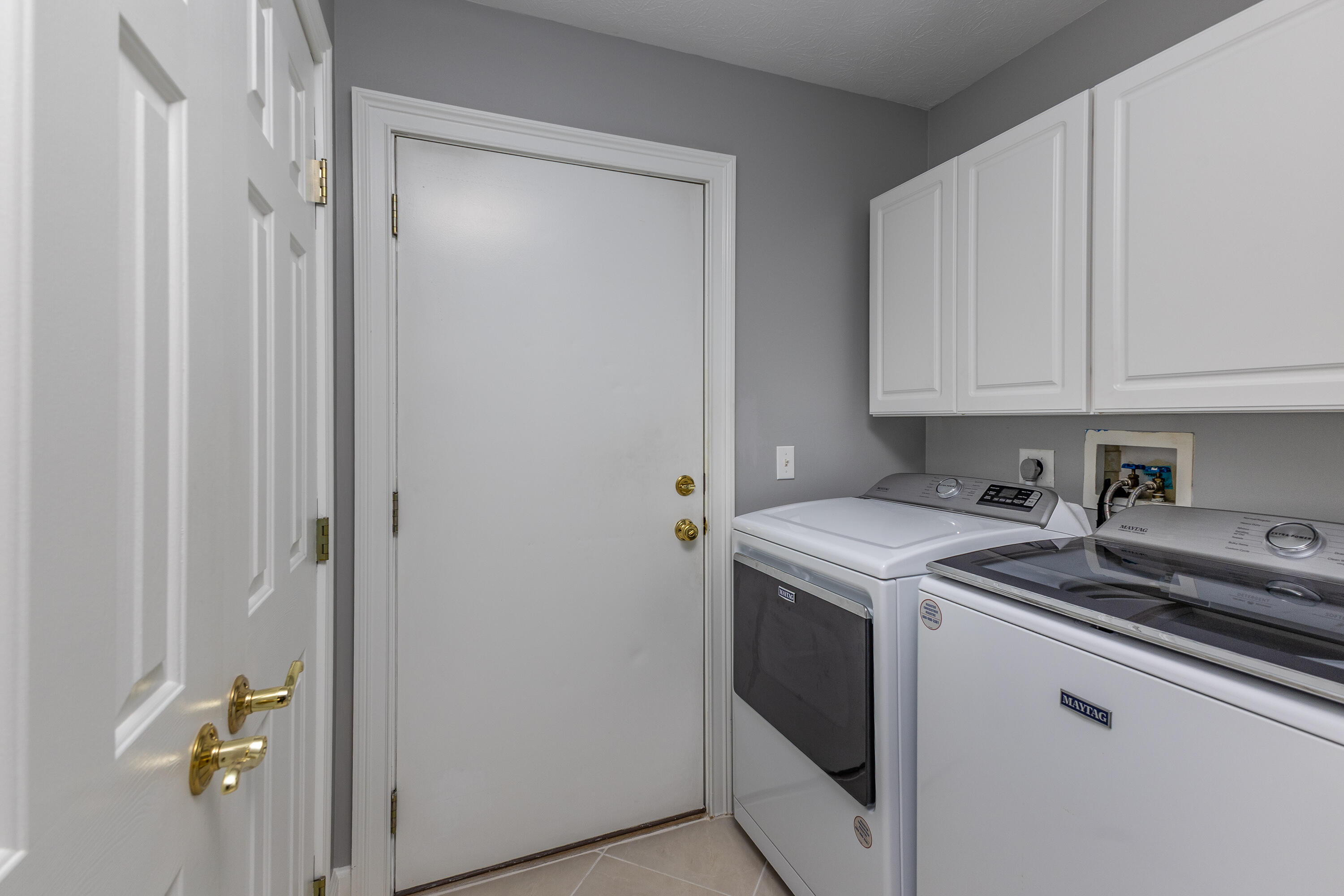 2014 Waterfall Lane, Vandalia, Ohio 45377