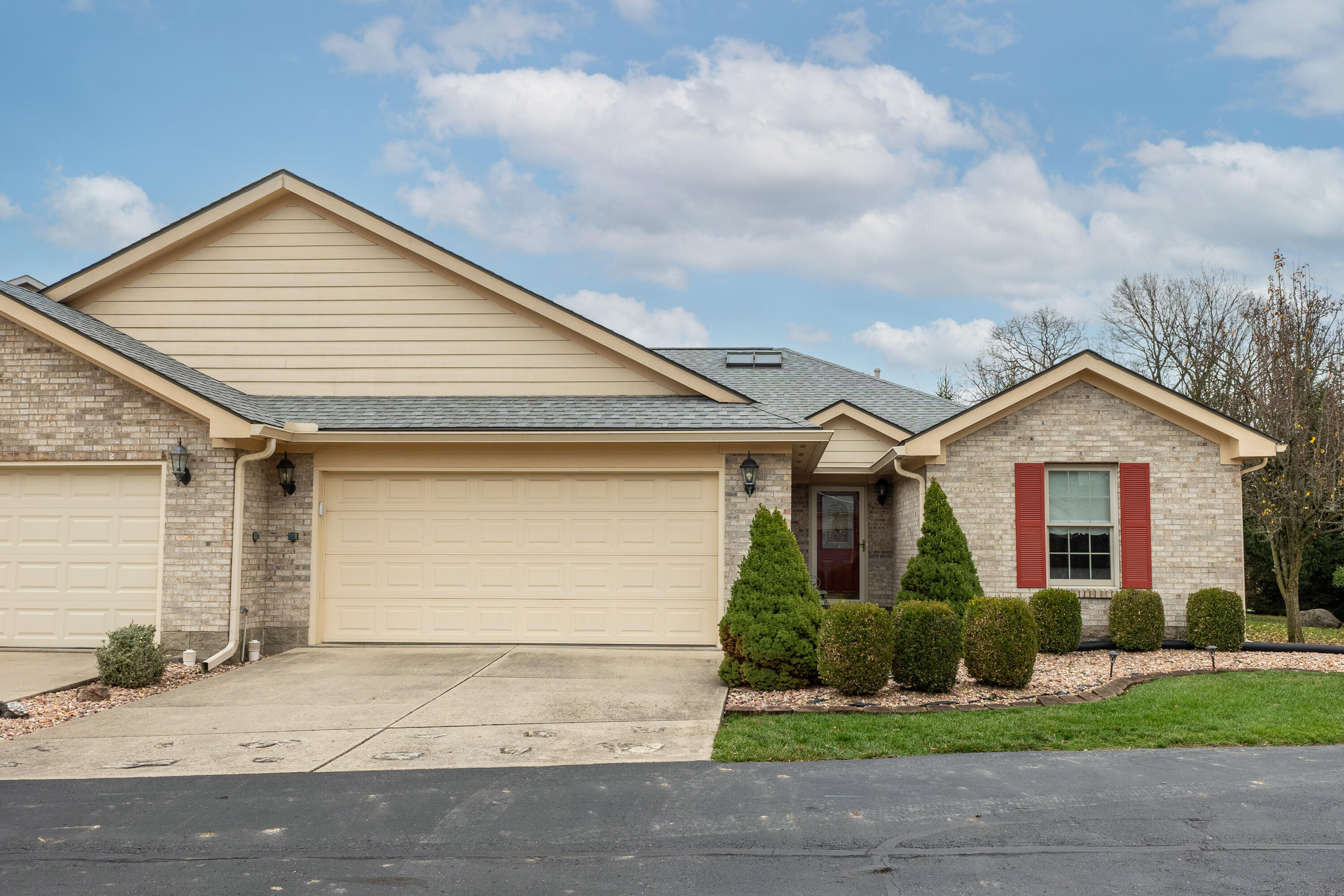 2014 Waterfall Lane, Vandalia, Ohio 45377