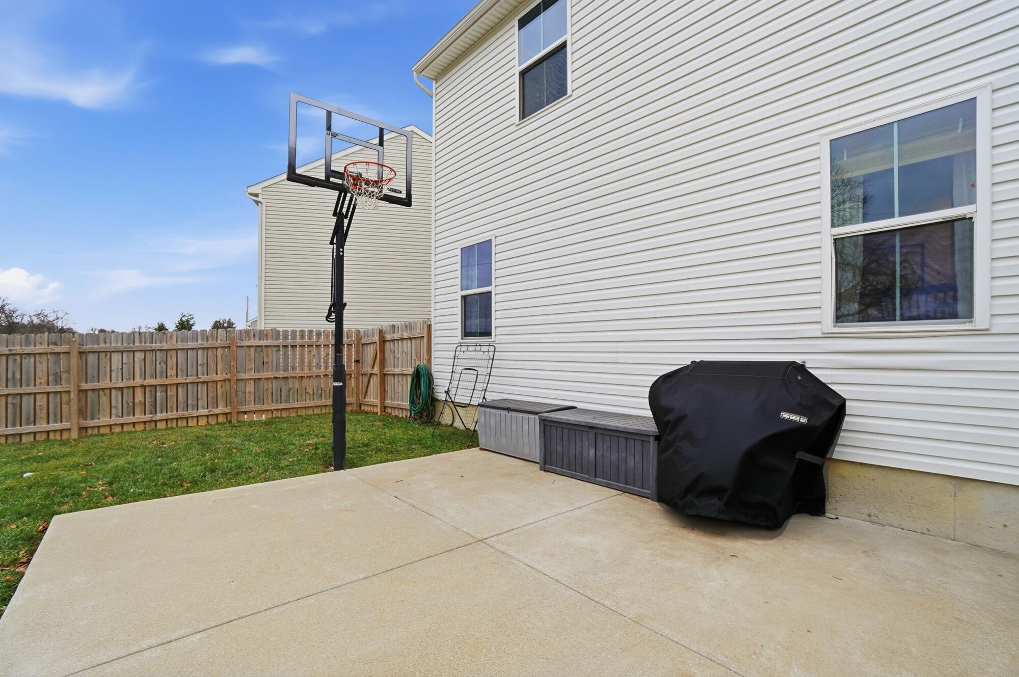 169 Chesapeake Circle, Springfield, Ohio 45505