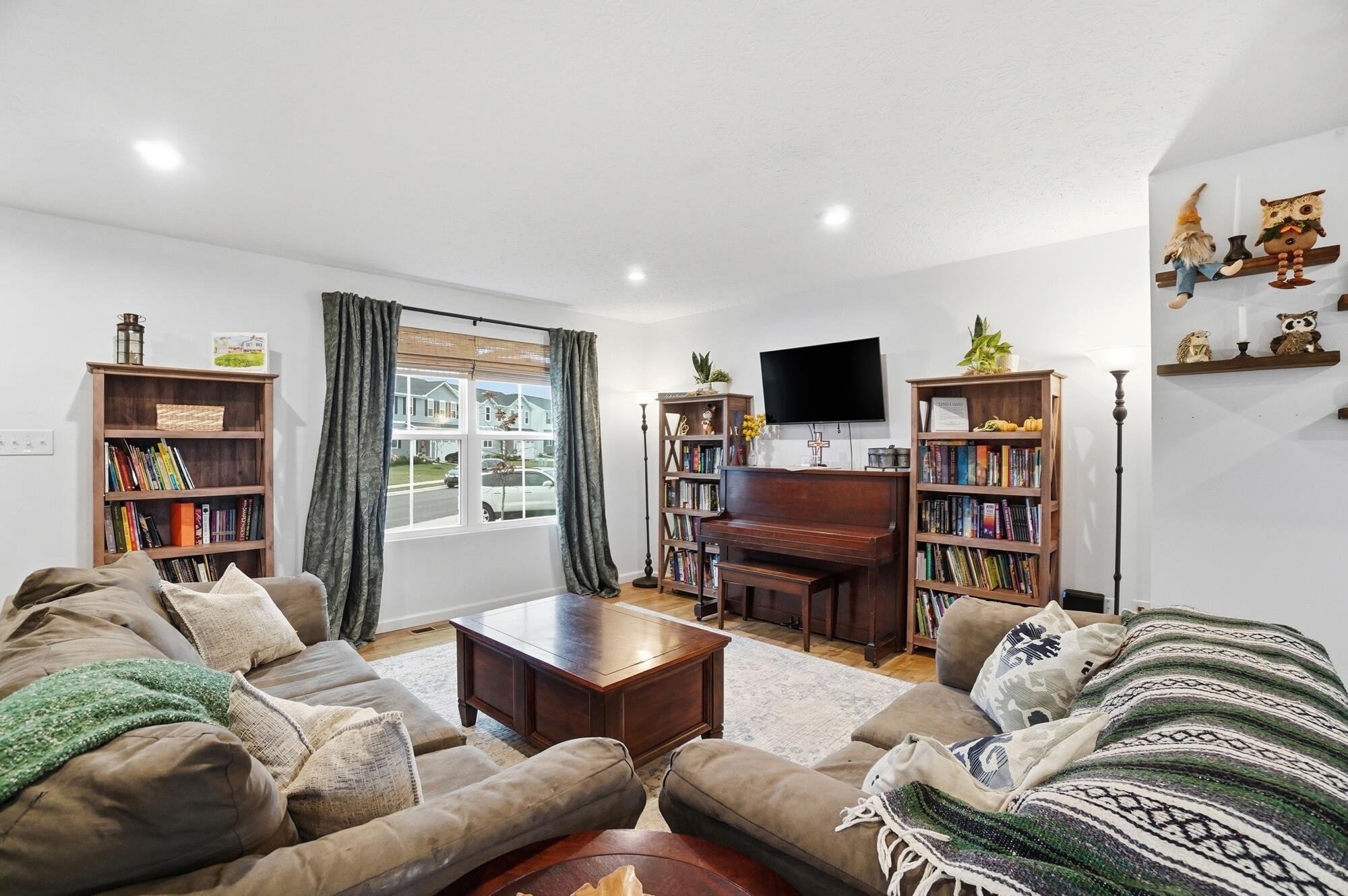 169 Chesapeake Circle, Springfield, Ohio 45505