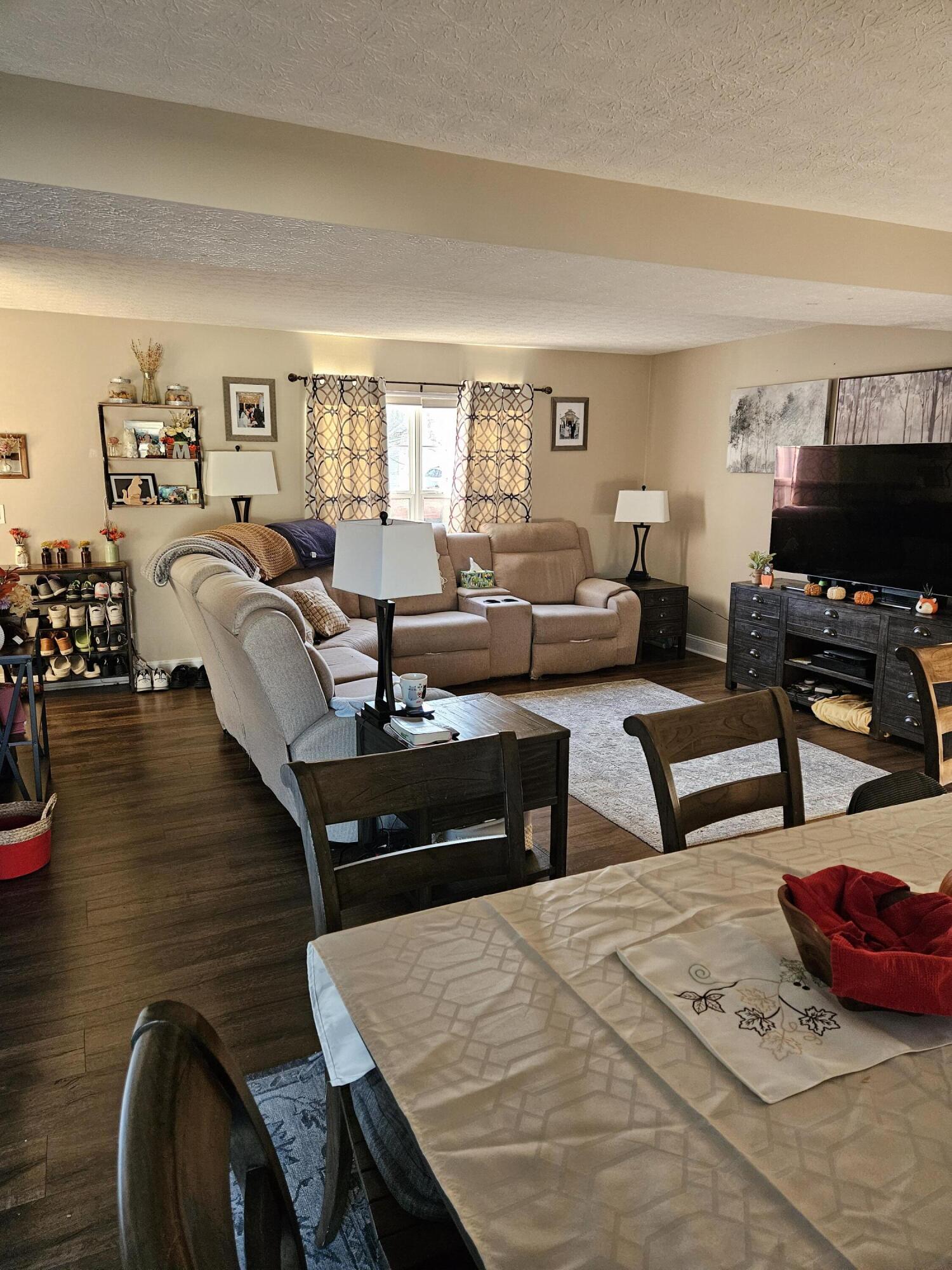 1529 Claudia Lane, Marysville, Ohio 43040