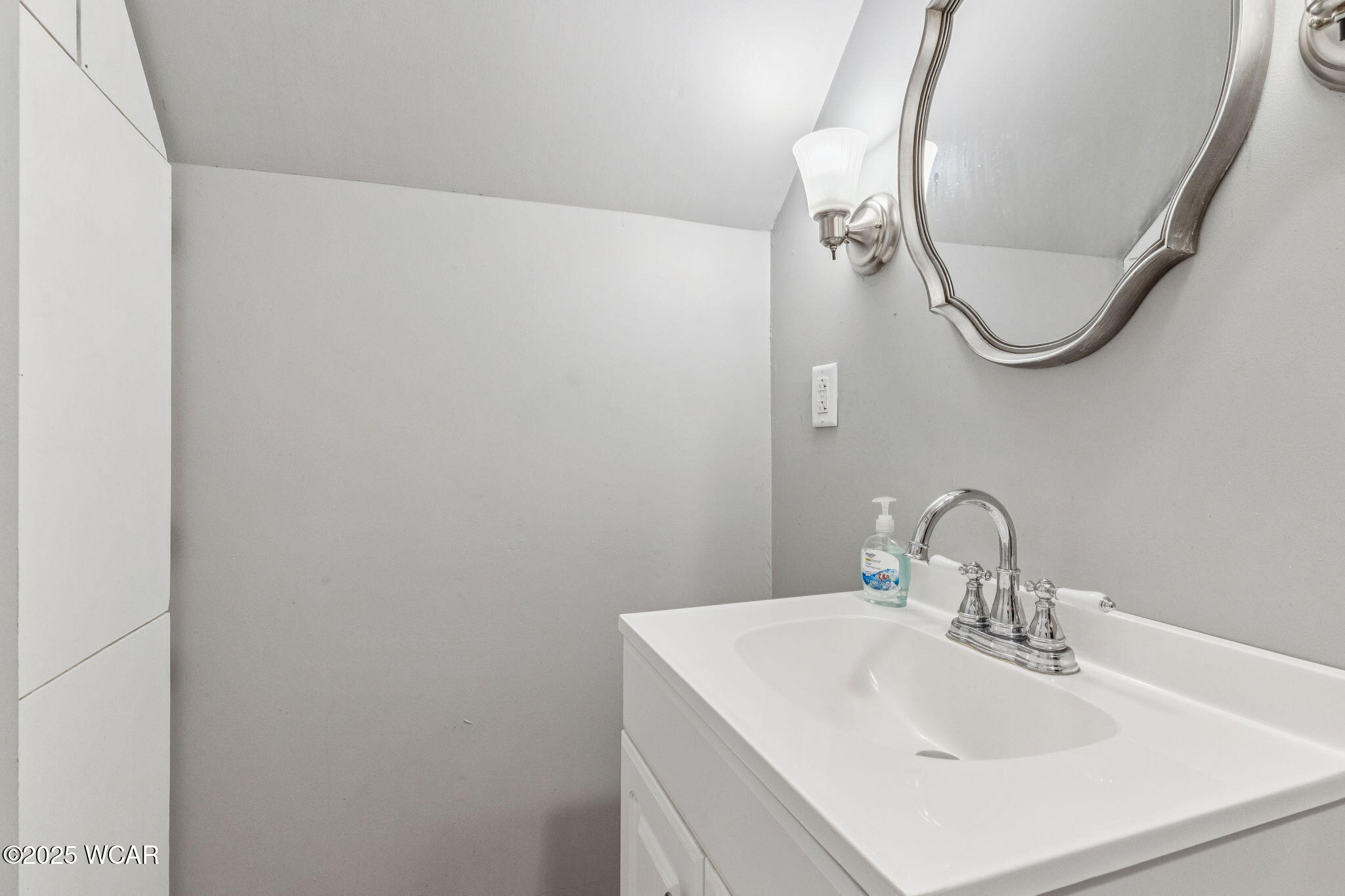 225 Lima Avenue, Findlay, Ohio