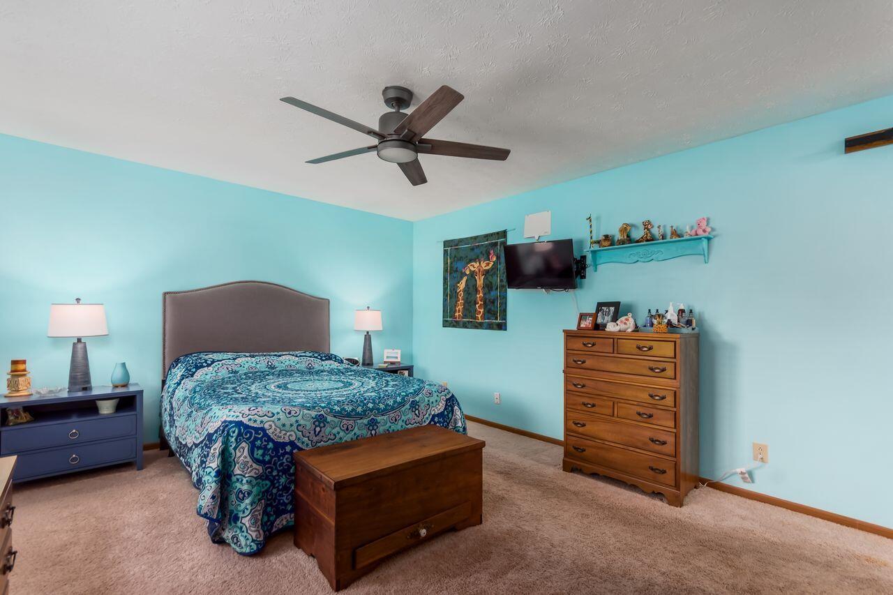 363 Harrington Drive, London, Ohio 43140