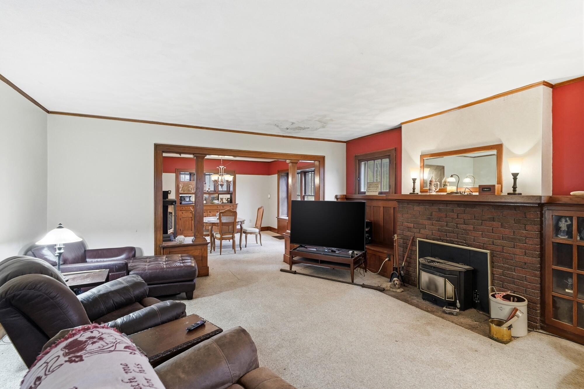 4638 National Road, Springfield, Ohio 45504