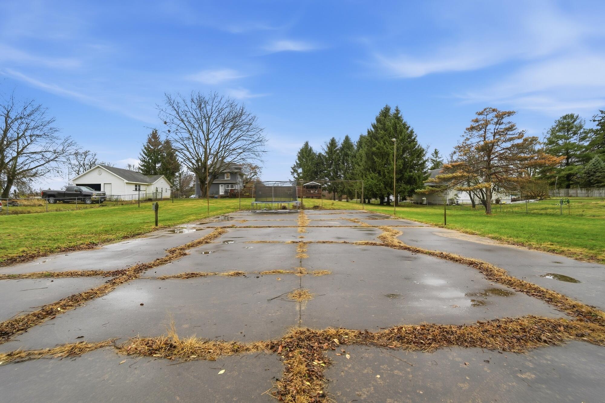 4638 National Road, Springfield, Ohio 45504