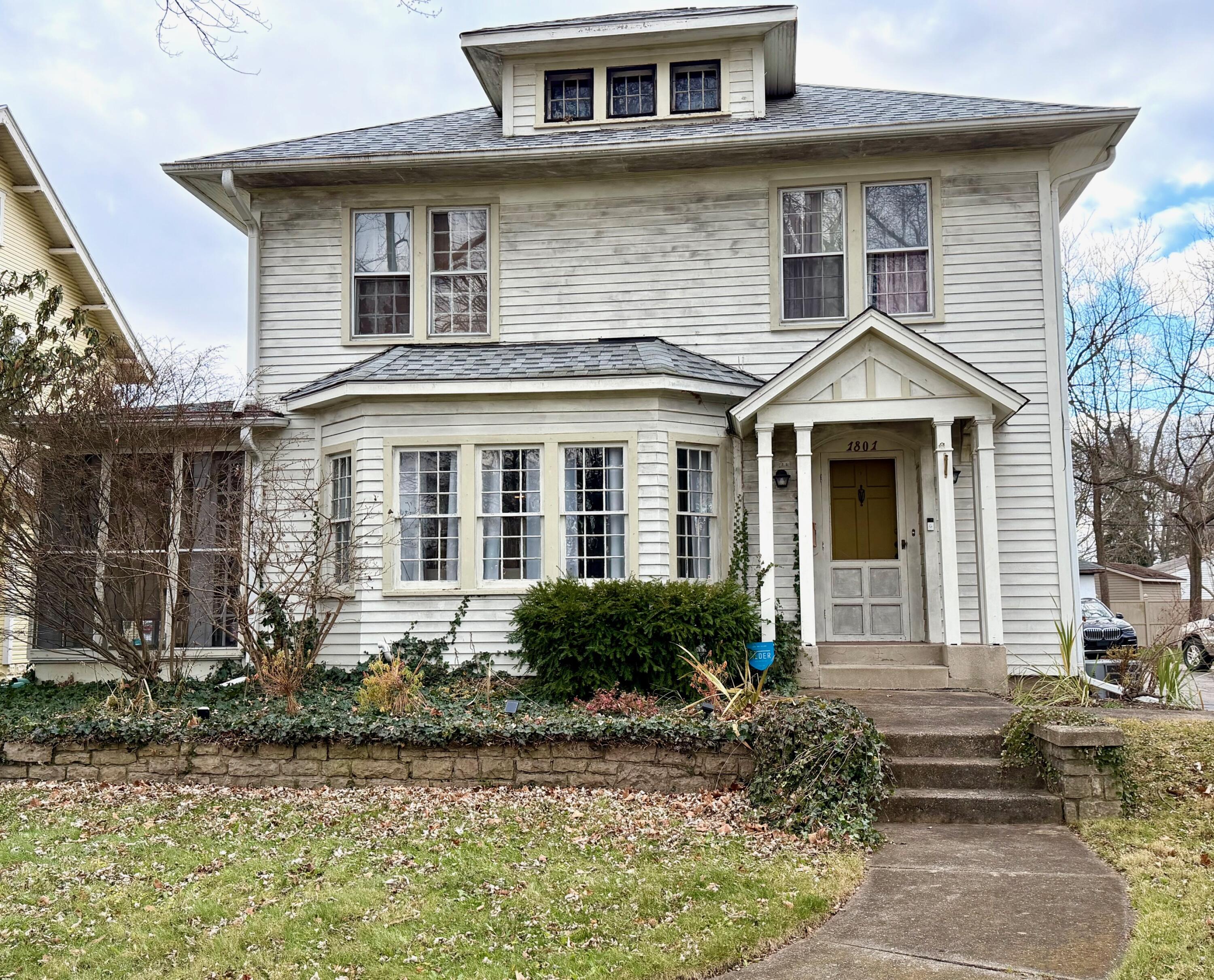 1801 Stratford Place, Springfield, Ohio 45504