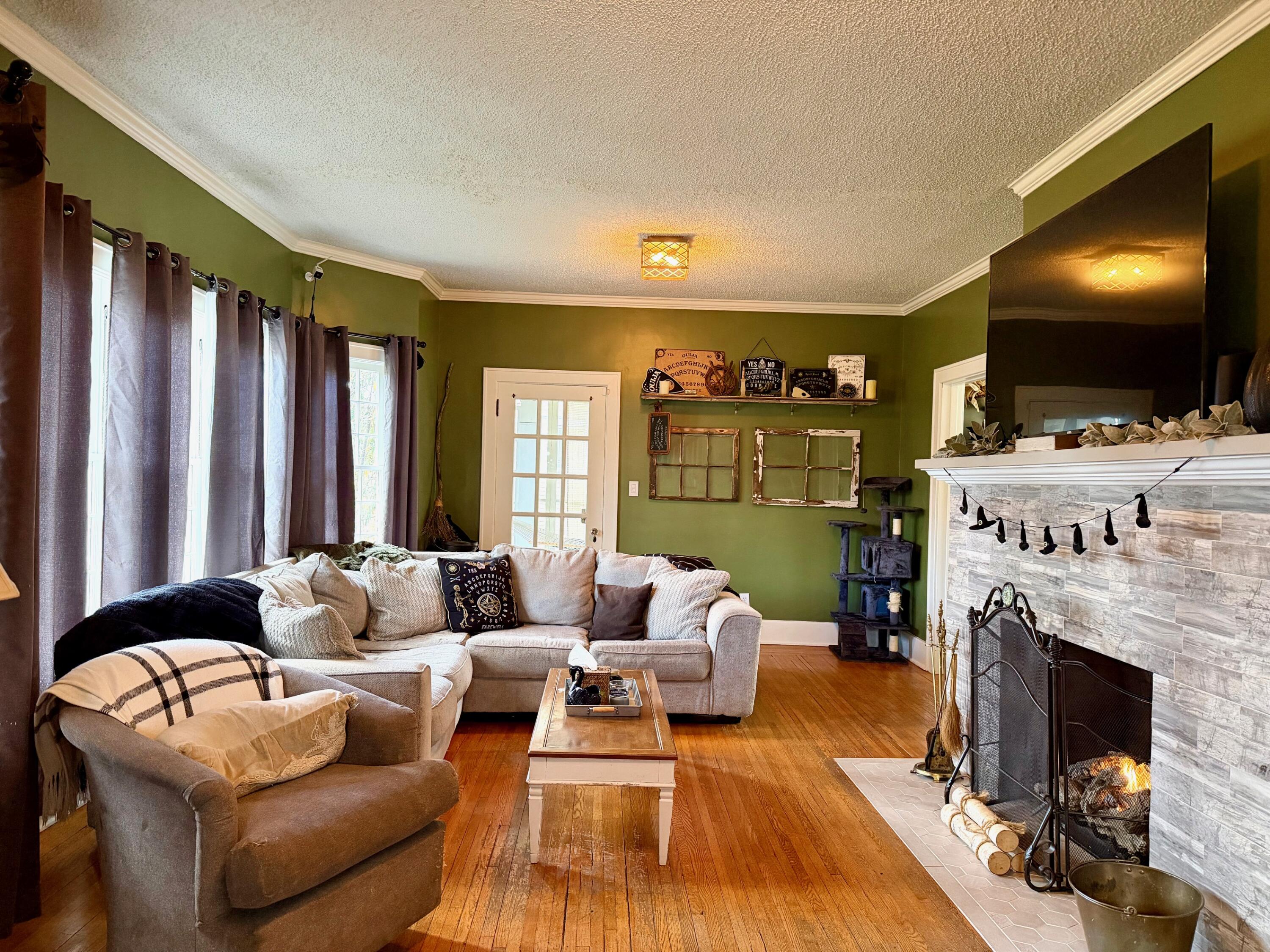 1801 Stratford Place, Springfield, Ohio 45504