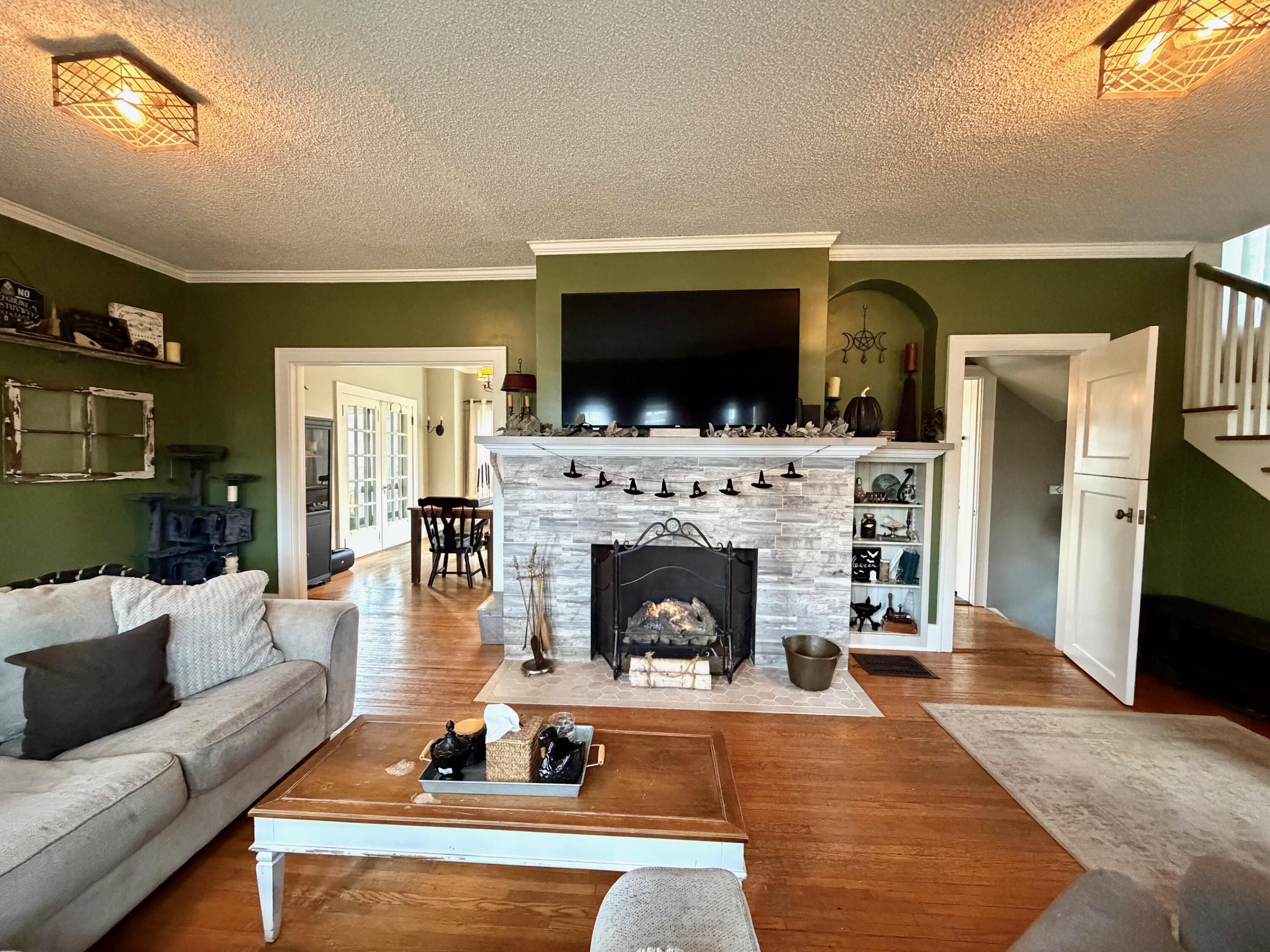 1801 Stratford Place, Springfield, Ohio 45504