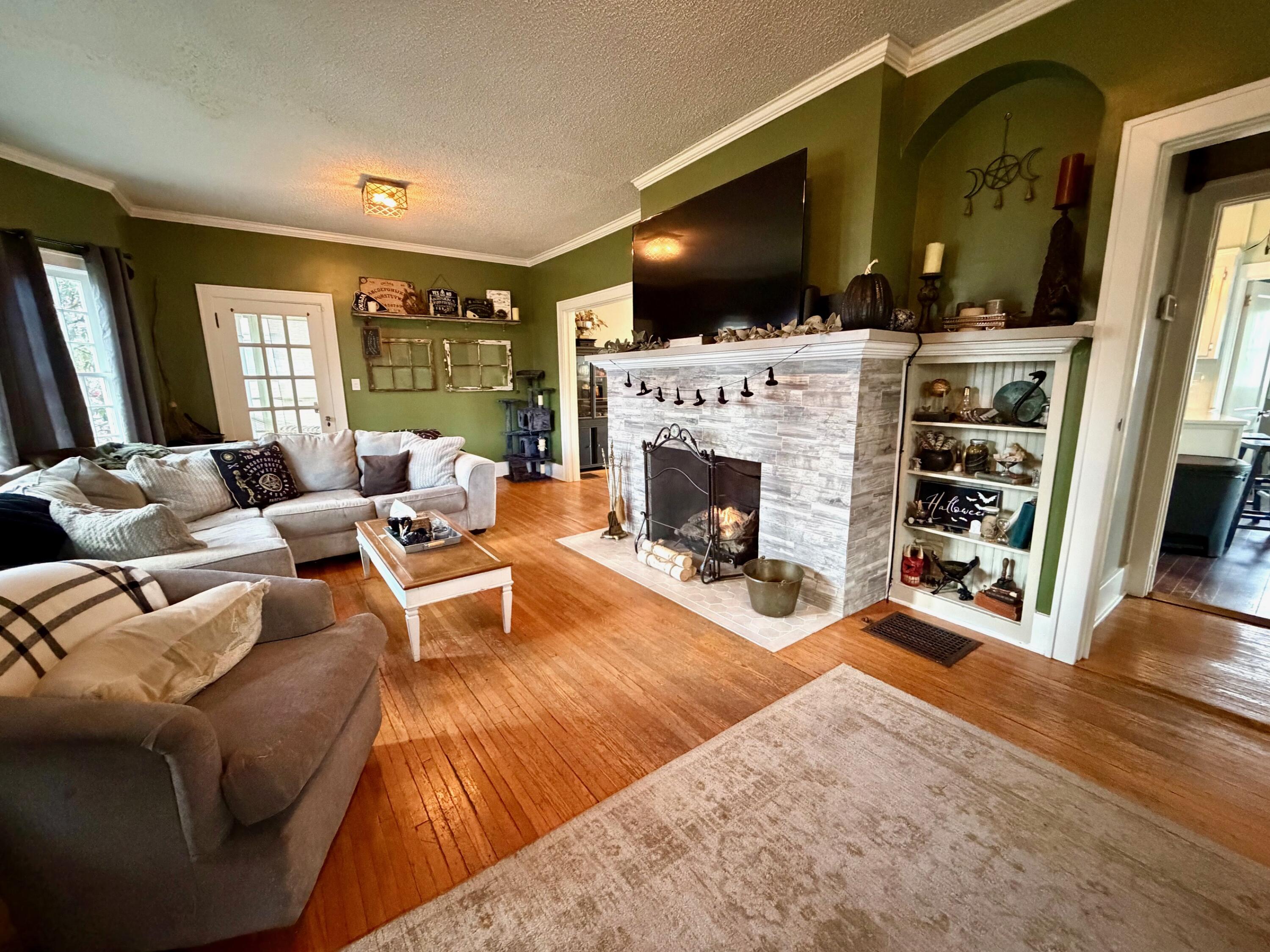 1801 Stratford Place, Springfield, Ohio 45504