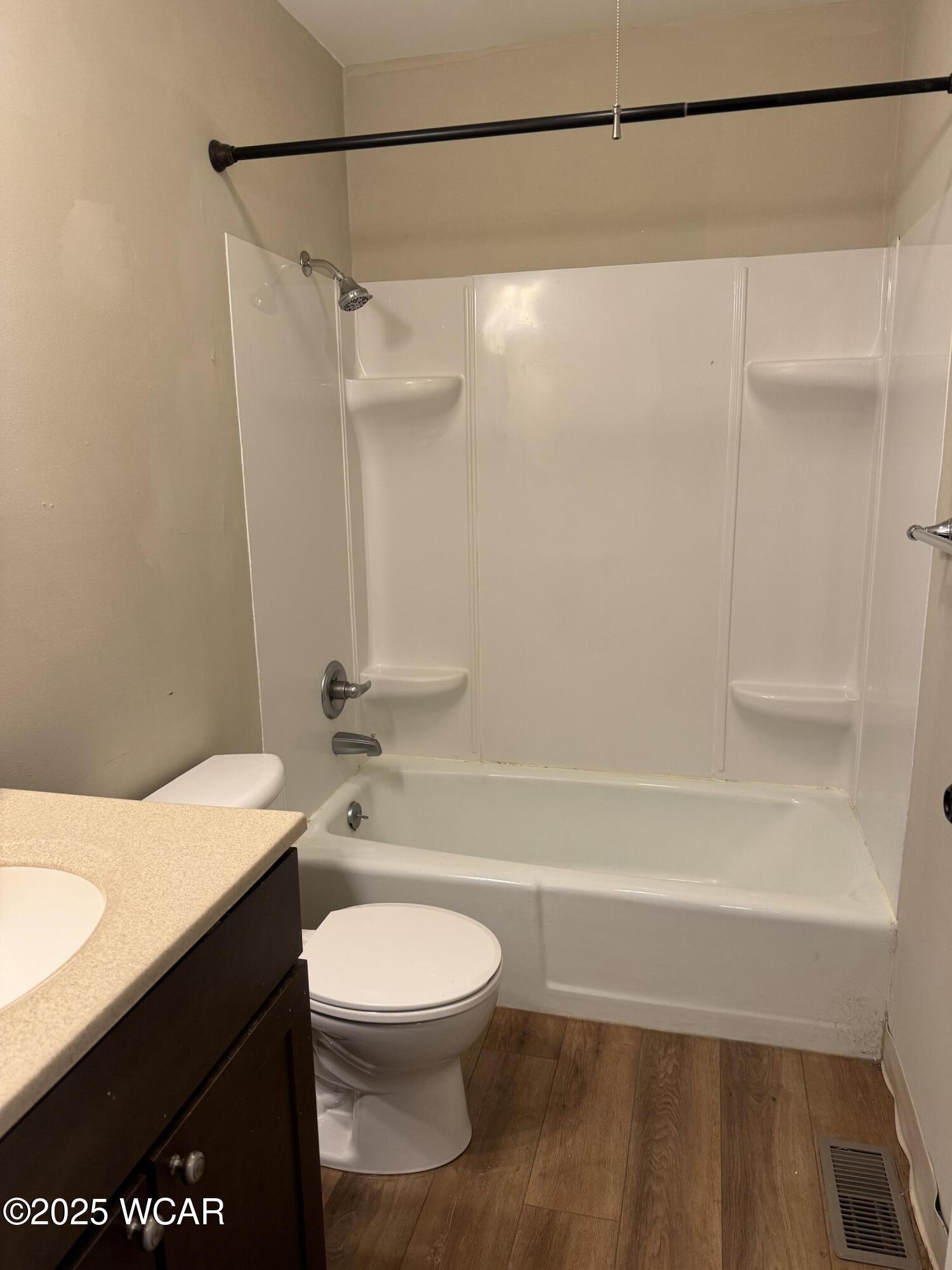 2275 Cable Road, Lima, Ohio