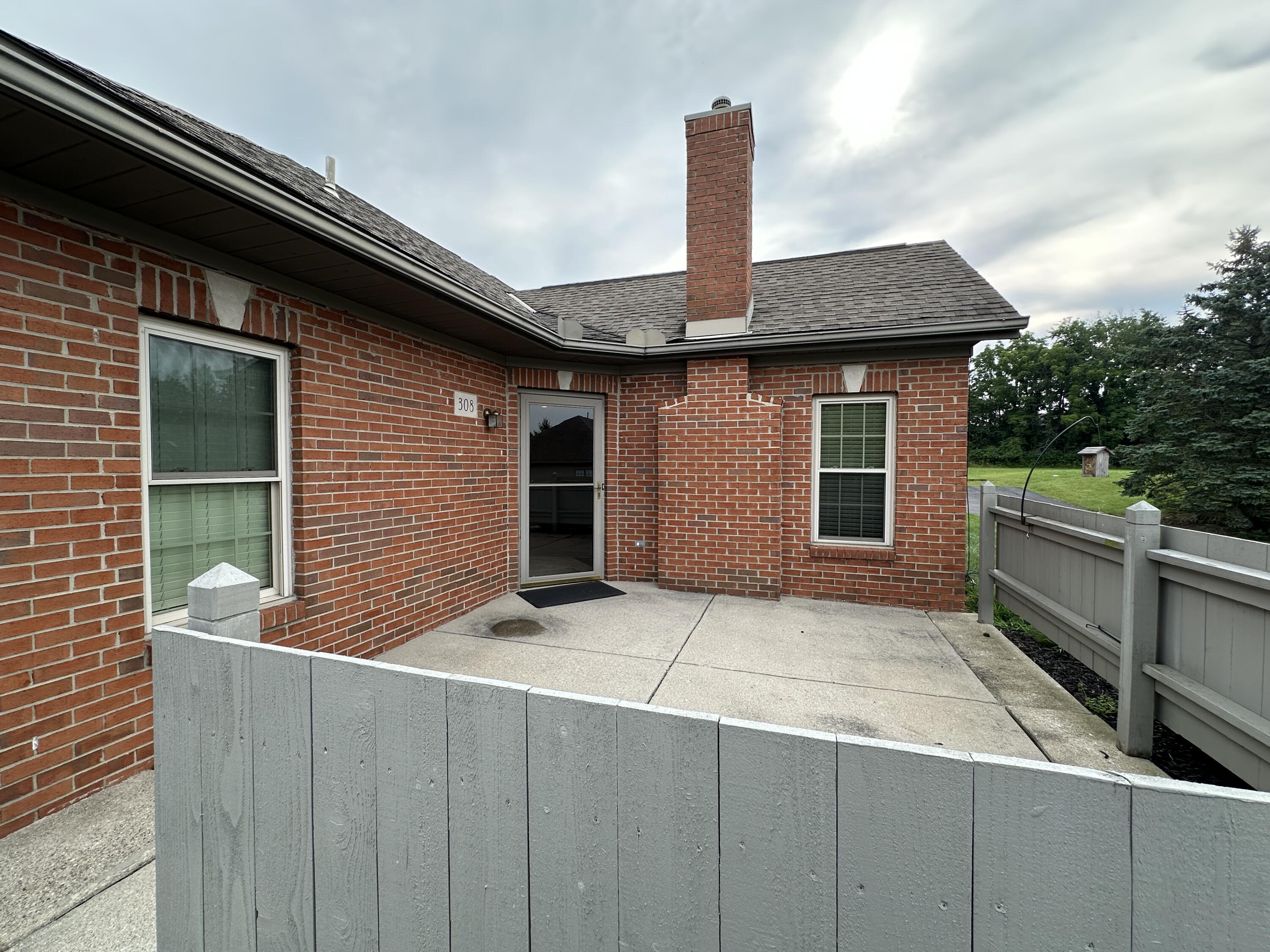 308 Pine Ridge Court, Bellefontaine, Ohio 43311