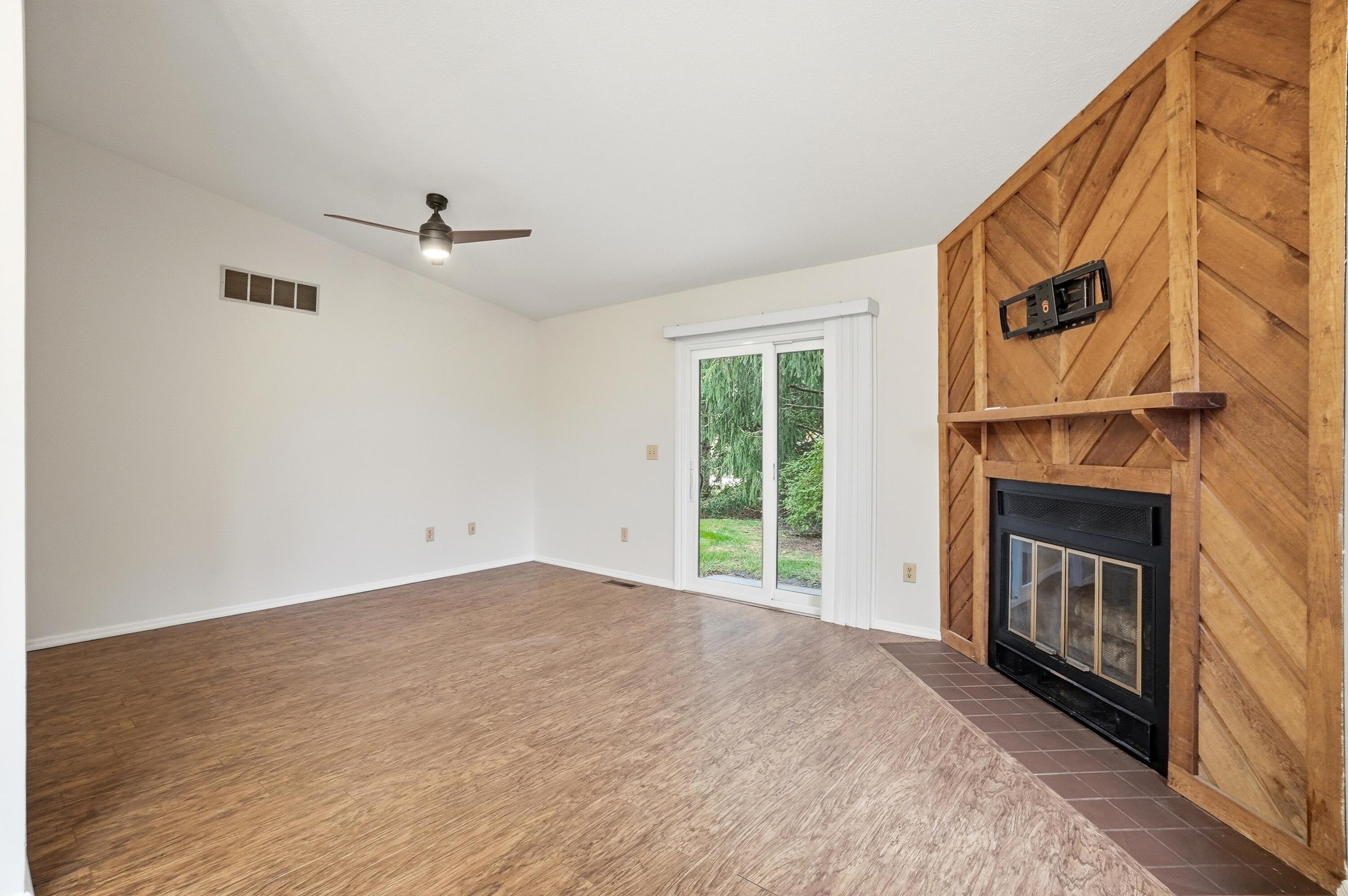 630 Hidden Valley Court, Fairborn, Ohio 45324