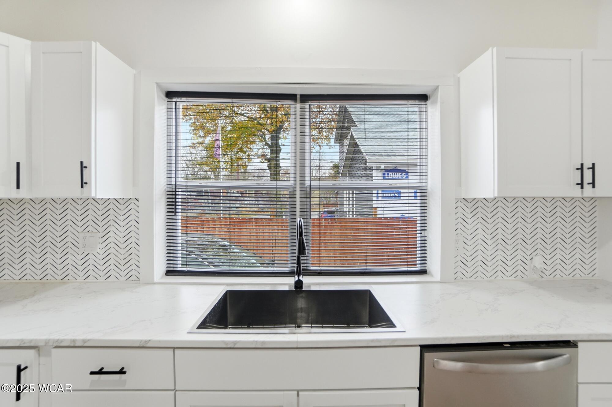 745 Richie Avenue, Lima, Ohio