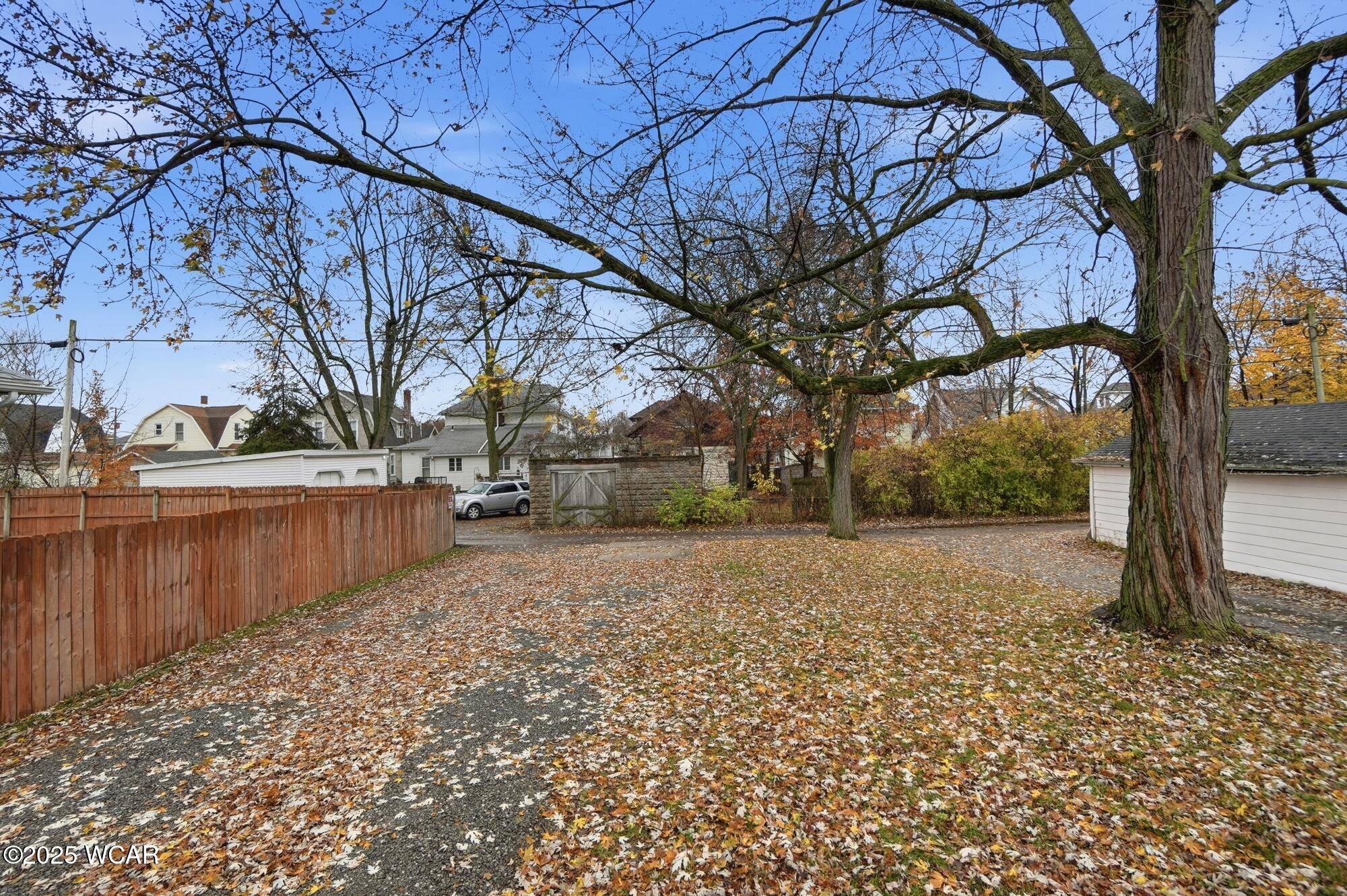 745 Richie Avenue, Lima, Ohio