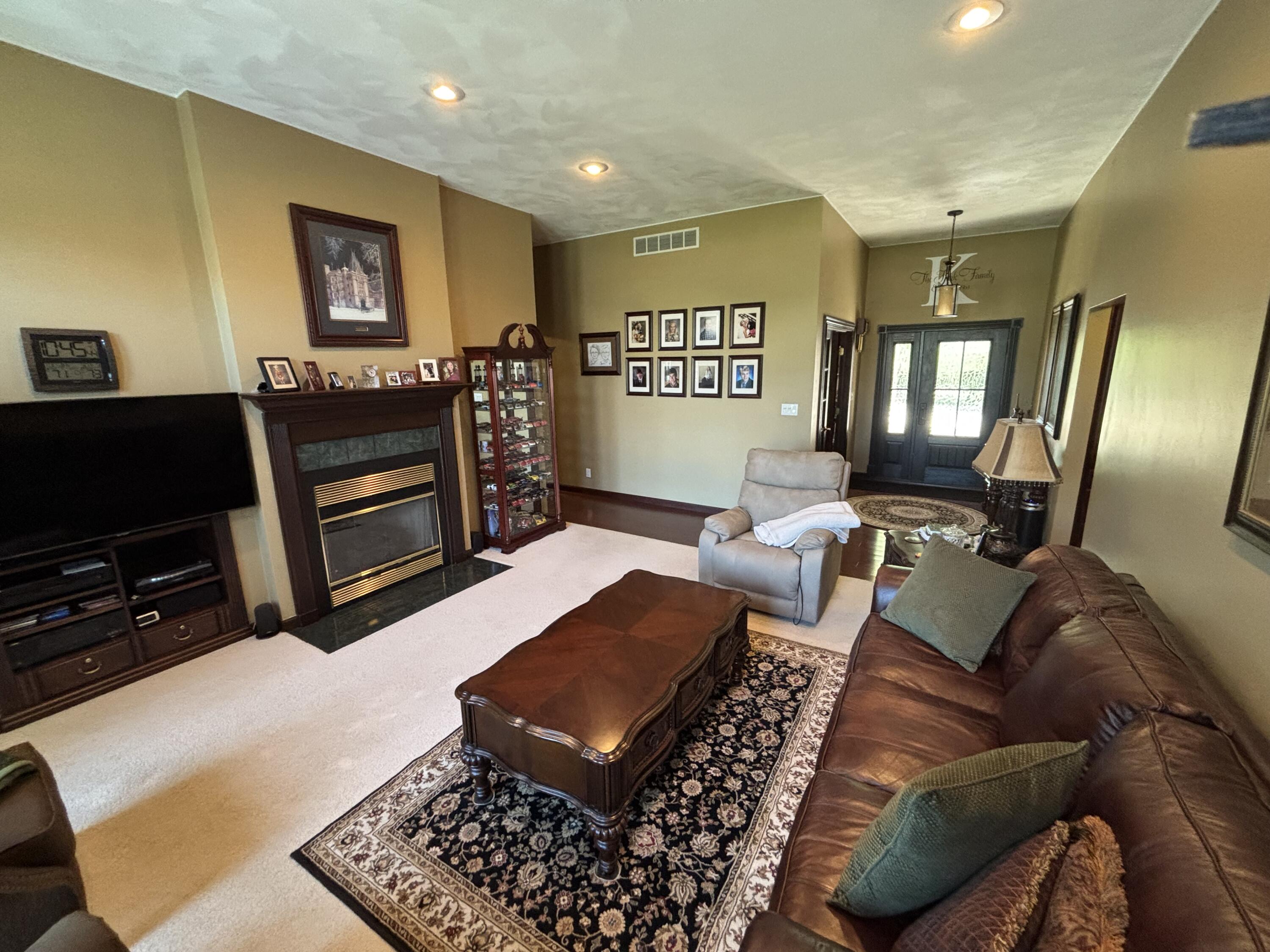 912 Emerald Avenue, Coldwater, Ohio 45828