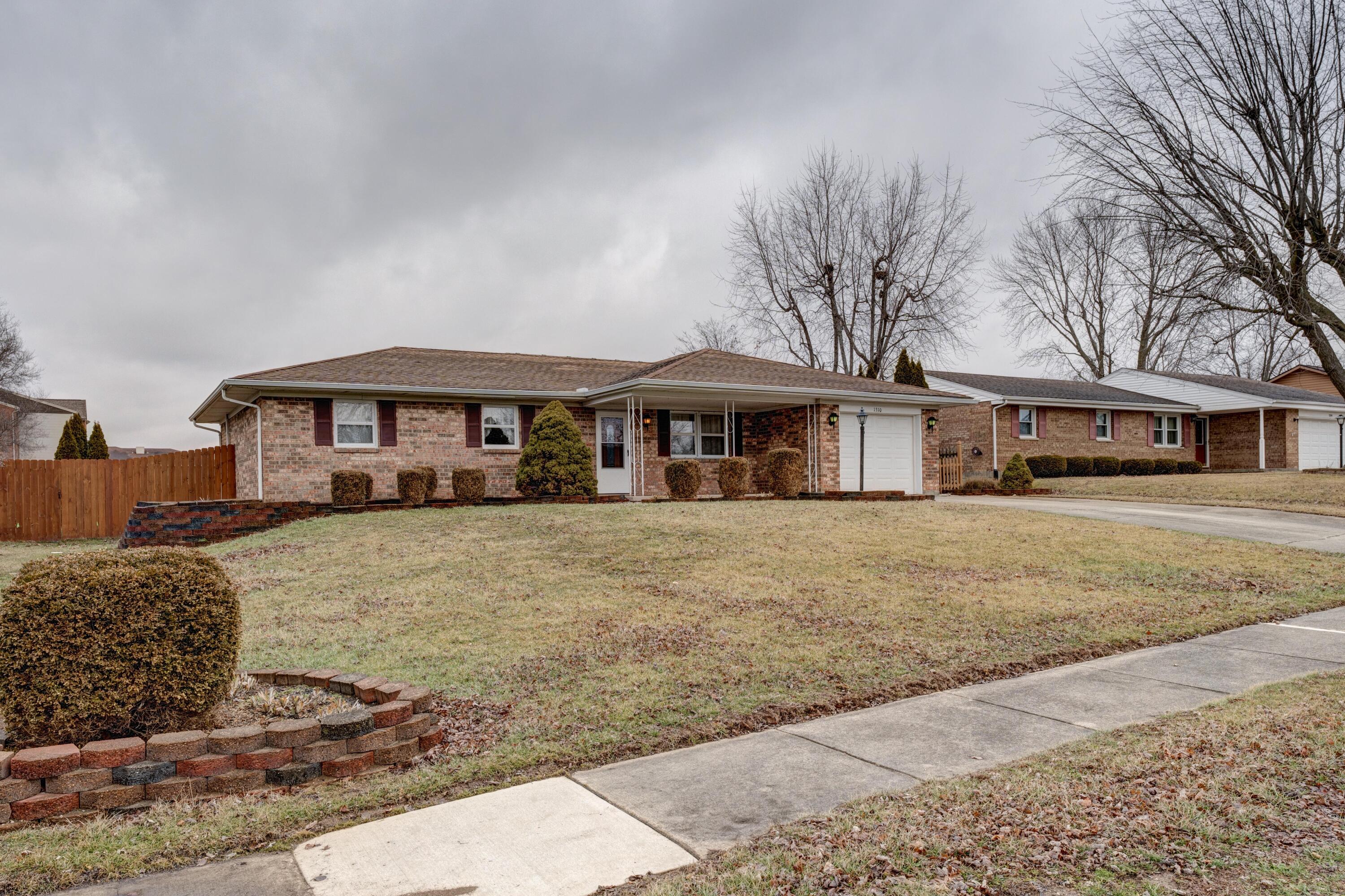 1310 Nottingham Drive, Greenville, Ohio 45331